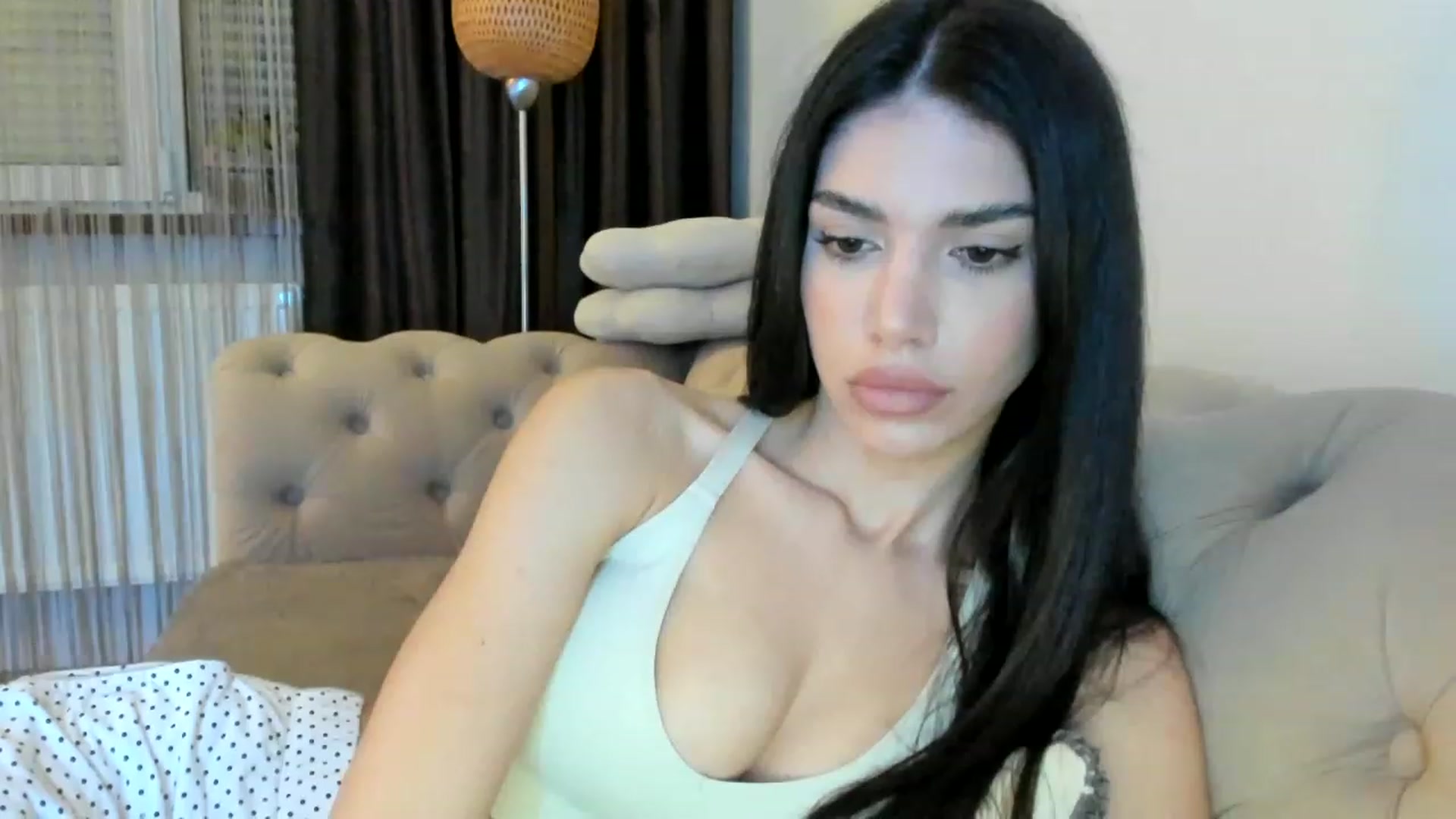 Gallery image thumbnail from Bee_Bee's myfreecams stream on, 03/24/2023, 21:27 image 8 of 20