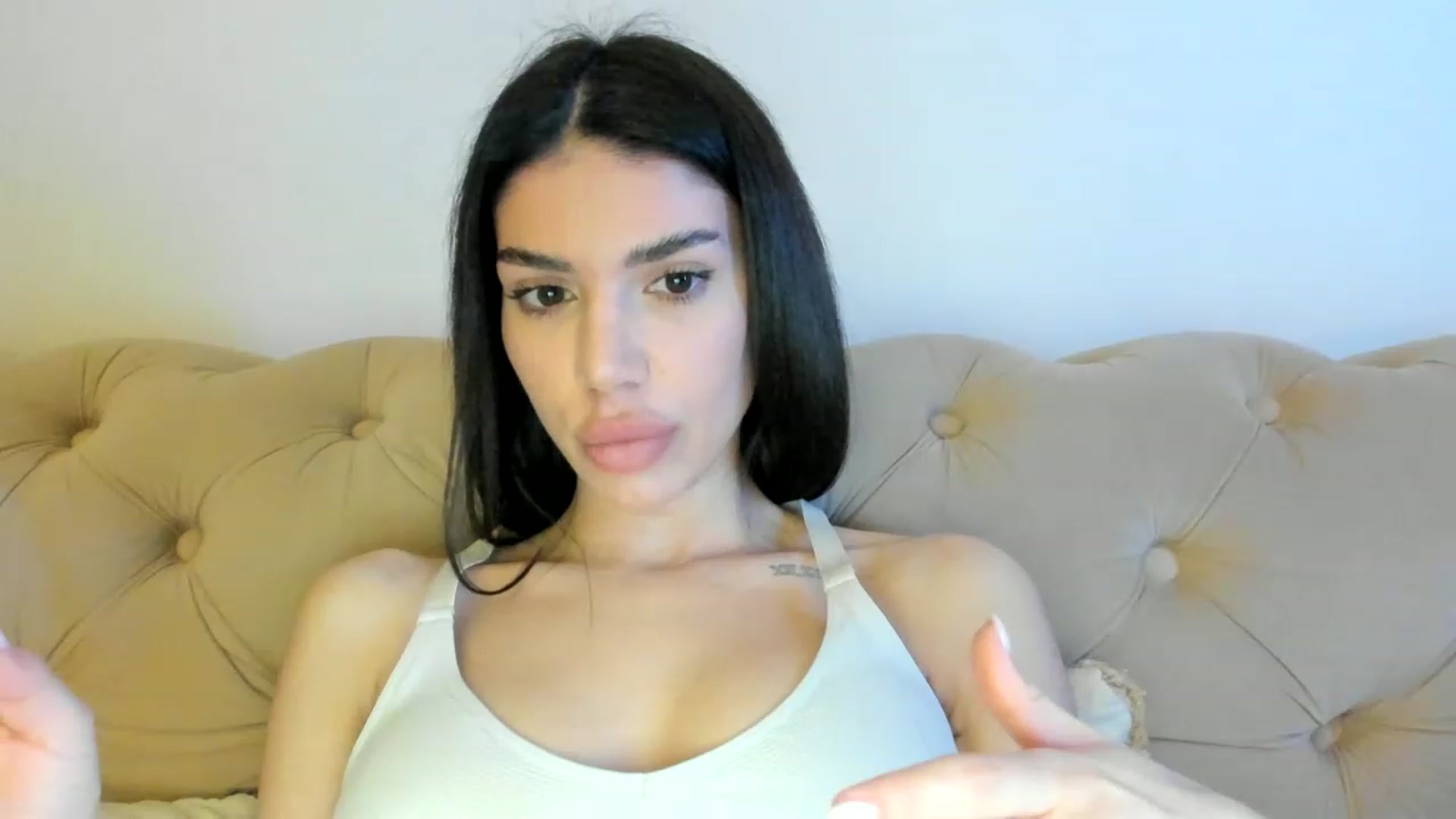 Gallery image thumbnail from Bee_Bee's myfreecams stream on, 03/24/2023, 23:17 image 20 of 20