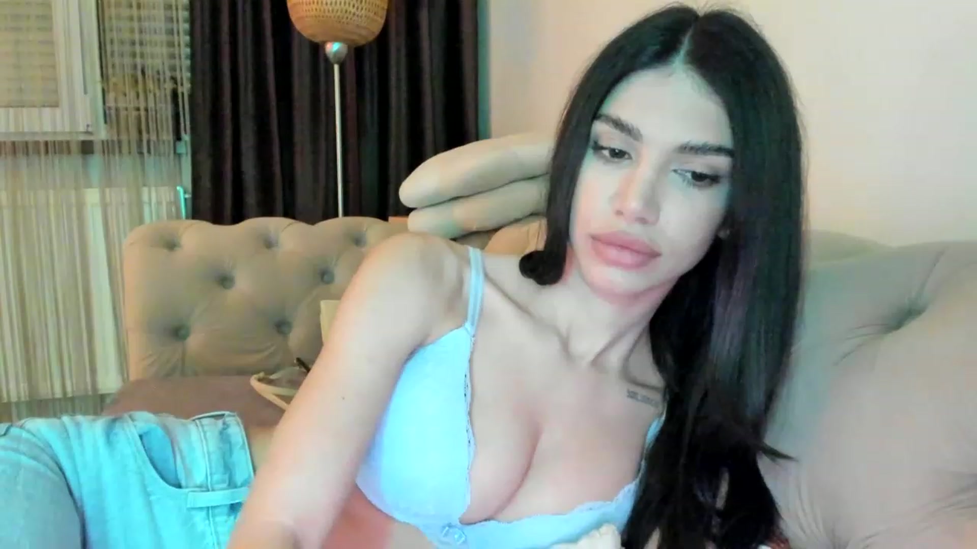 Gallery image thumbnail from Bee_Bee's myfreecams stream on, 03/26/2023, 21:22 image 14 of 20
