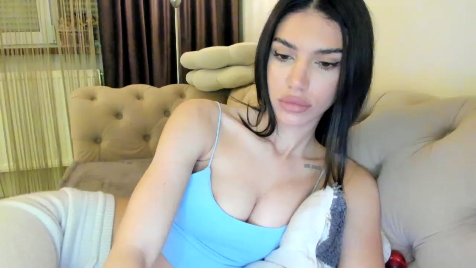 Gallery image thumbnail from Bee_Bee's myfreecams stream on, 03/30/2023, 22:36 image 2 of 20