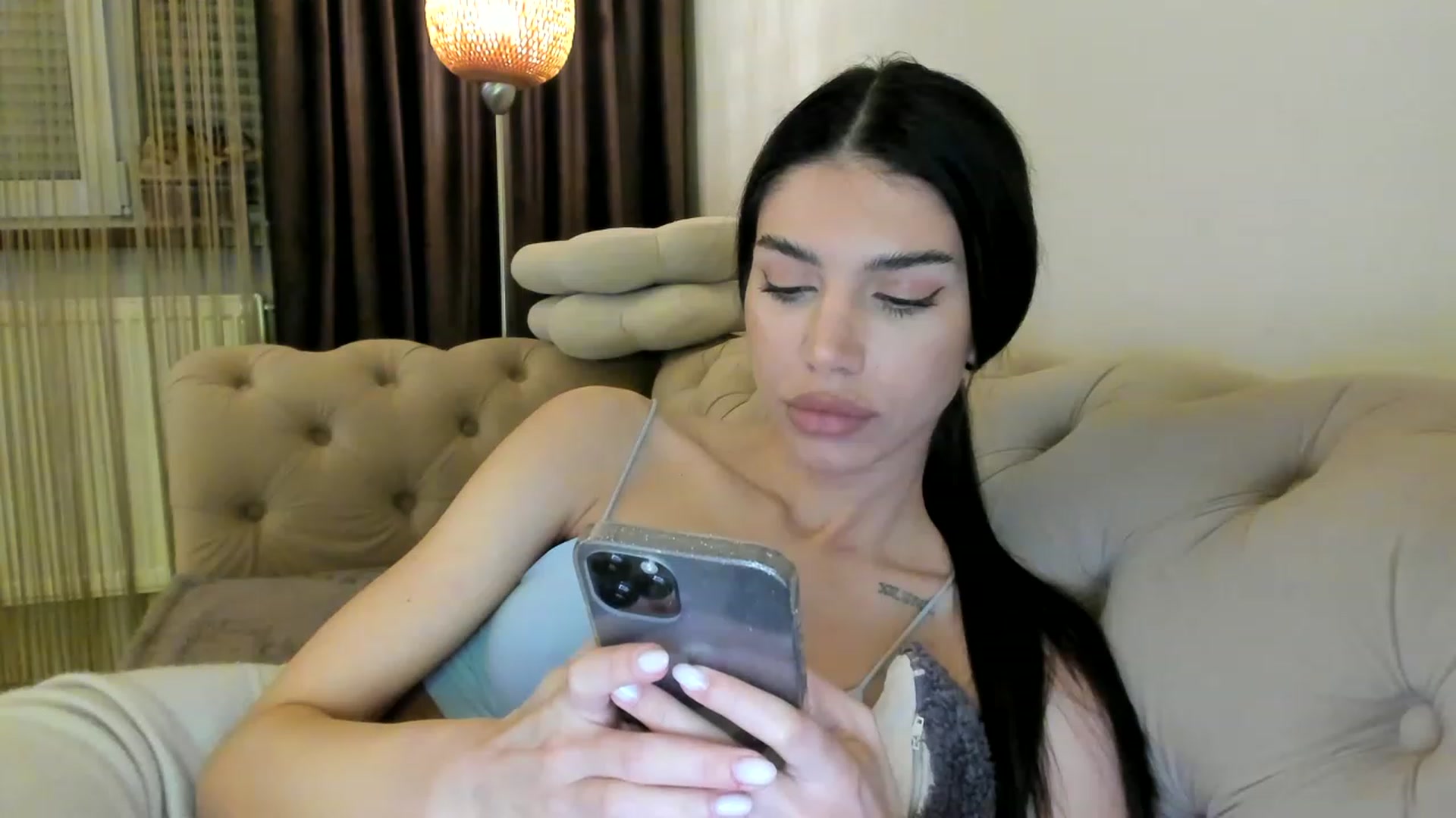 Gallery image thumbnail from Bee_Bee's myfreecams stream on, 03/30/2023, 22:36 image 9 of 20