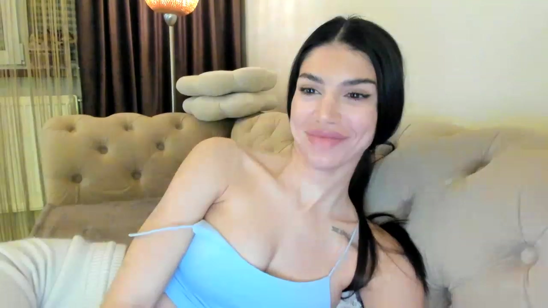 Gallery image thumbnail from Bee_Bee's myfreecams stream on, 03/30/2023, 22:36 image 17 of 20