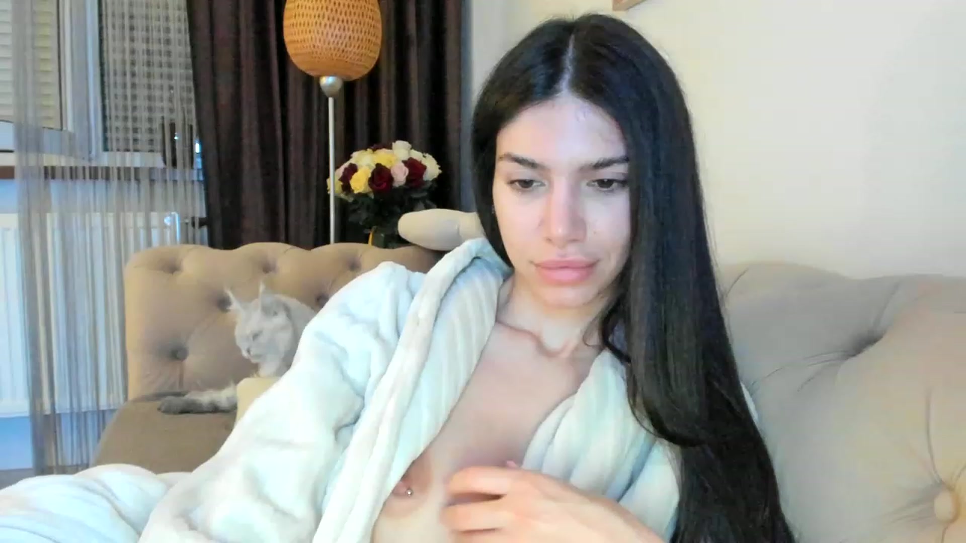 Gallery image thumbnail from Bee_Bee's myfreecams stream on, 04/16/2023, 22:47 image 8 of 20