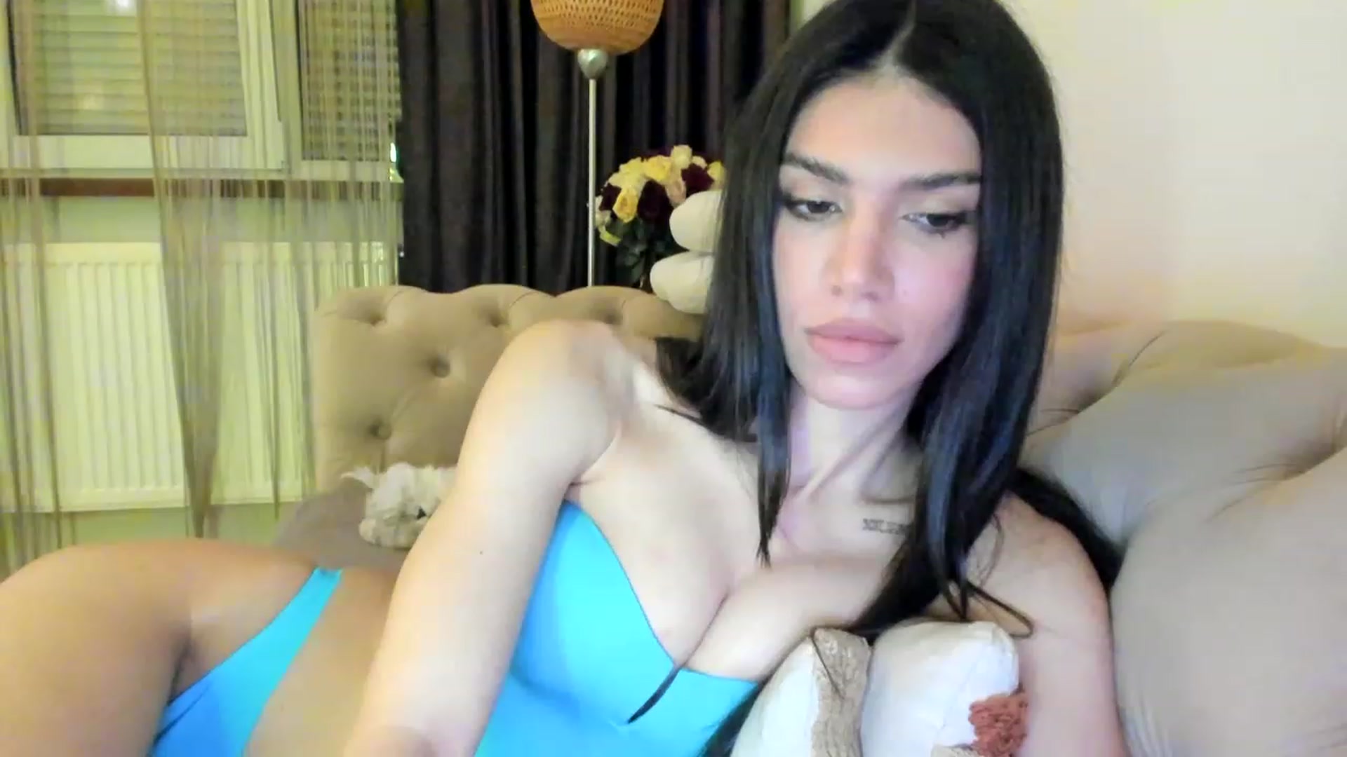 Gallery image thumbnail from Bee_Bee's myfreecams stream on, 04/20/2023, 20:15 image 9 of 20