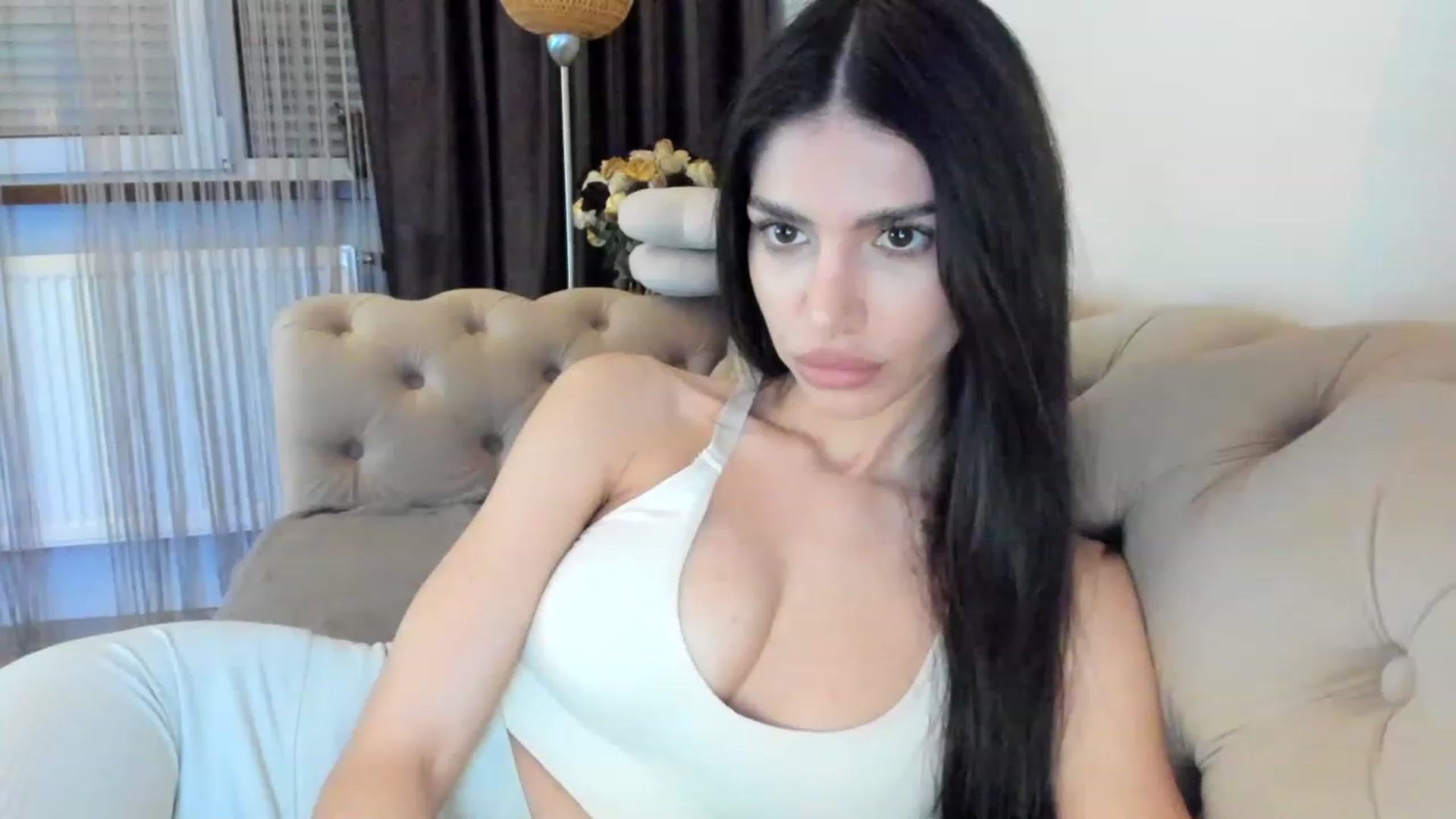 Gallery image thumbnail from Bee_Bee's myfreecams stream on, 04/23/2023, 20:14 image 1 of 20