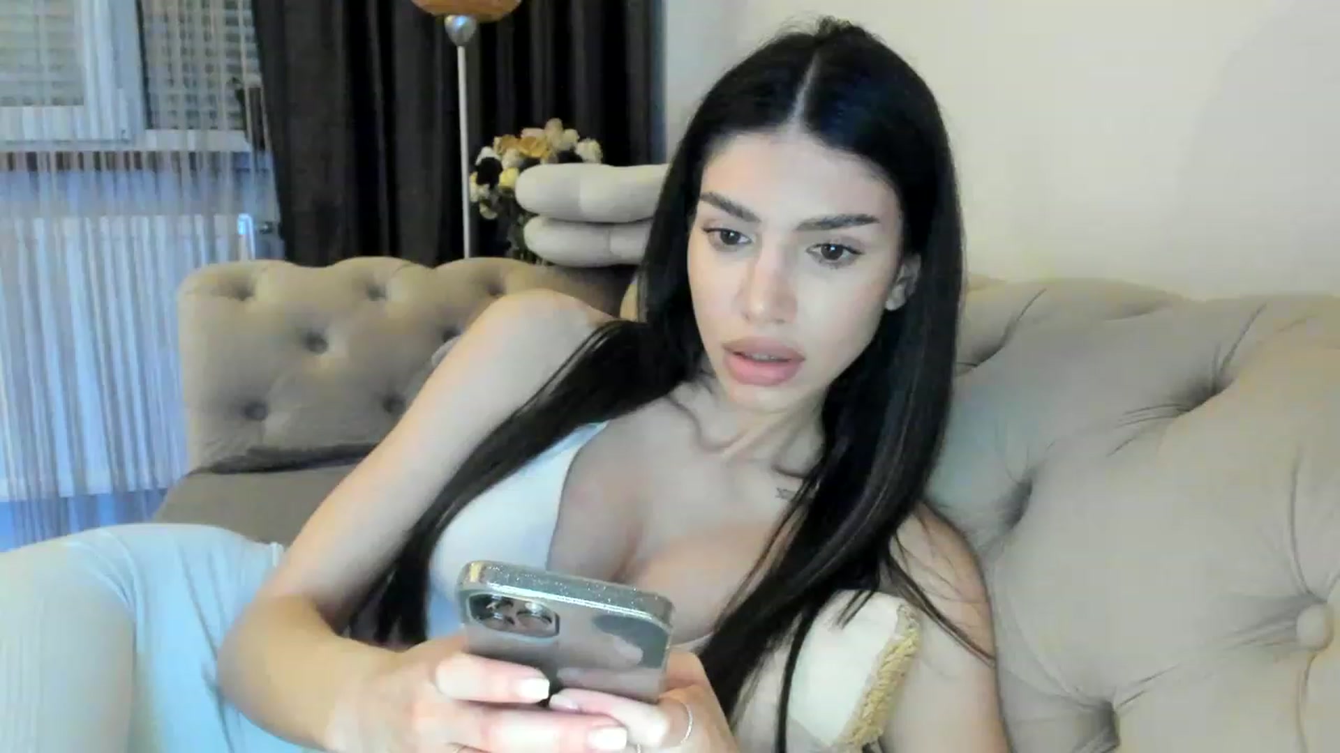 Gallery image thumbnail from Bee_Bee's myfreecams stream on, 04/23/2023, 20:32 image 11 of 20
