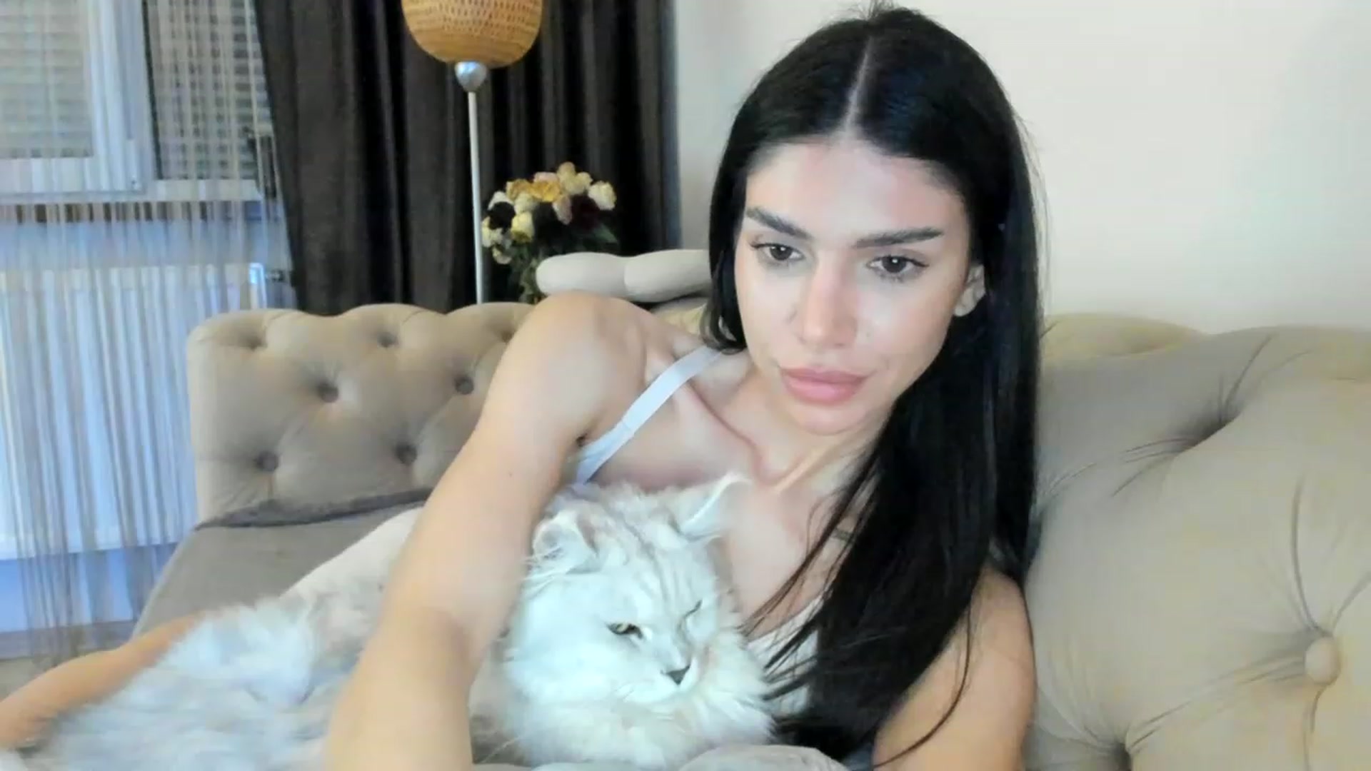Gallery image thumbnail from Bee_Bee's myfreecams stream on, 04/23/2023, 21:59 image 16 of 20