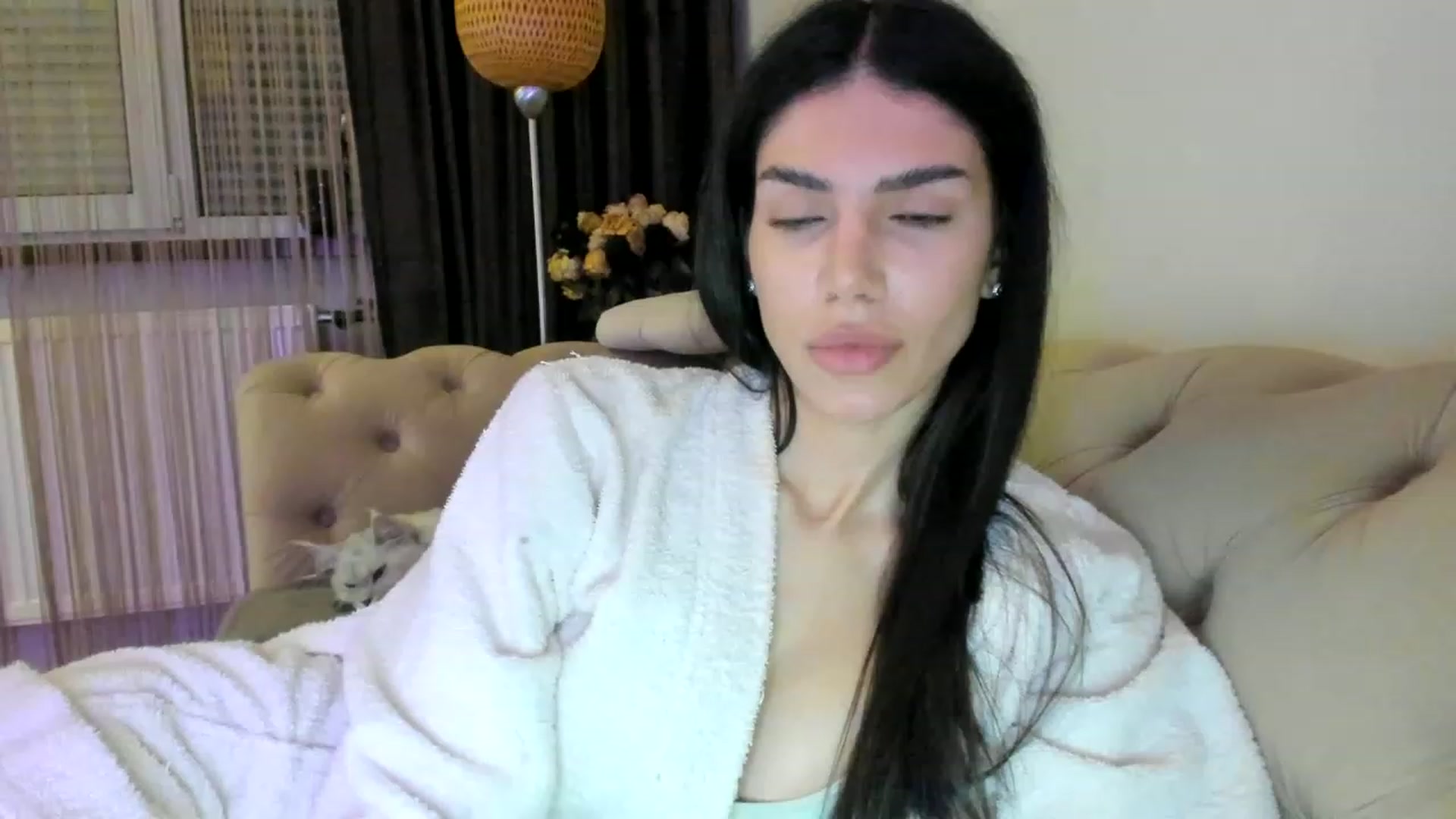 Gallery image thumbnail from Bee_Bee's myfreecams stream on, 04/26/2023, 21:32 image 2 of 20