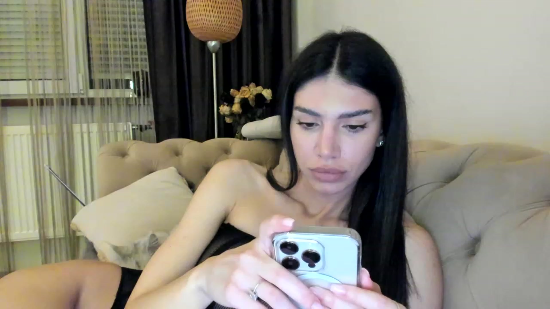 Gallery image thumbnail from Bee_Bee's myfreecams stream on, 04/28/2023, 22:58 image 20 of 20