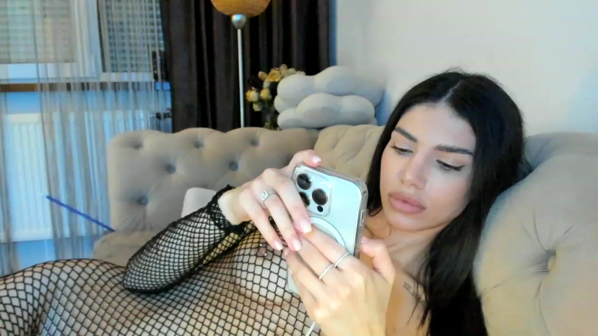 Gallery image thumbnail from Bee_Bee's myfreecams stream on, 04/29/2023, 22:05 image 16 of 20
