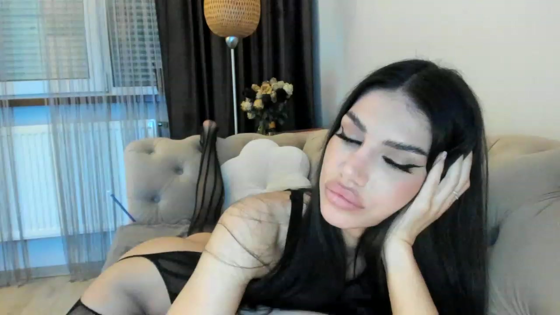 Gallery image thumbnail from Bee_Bee's myfreecams stream on, 05/01/2023, 21:16 image 12 of 20