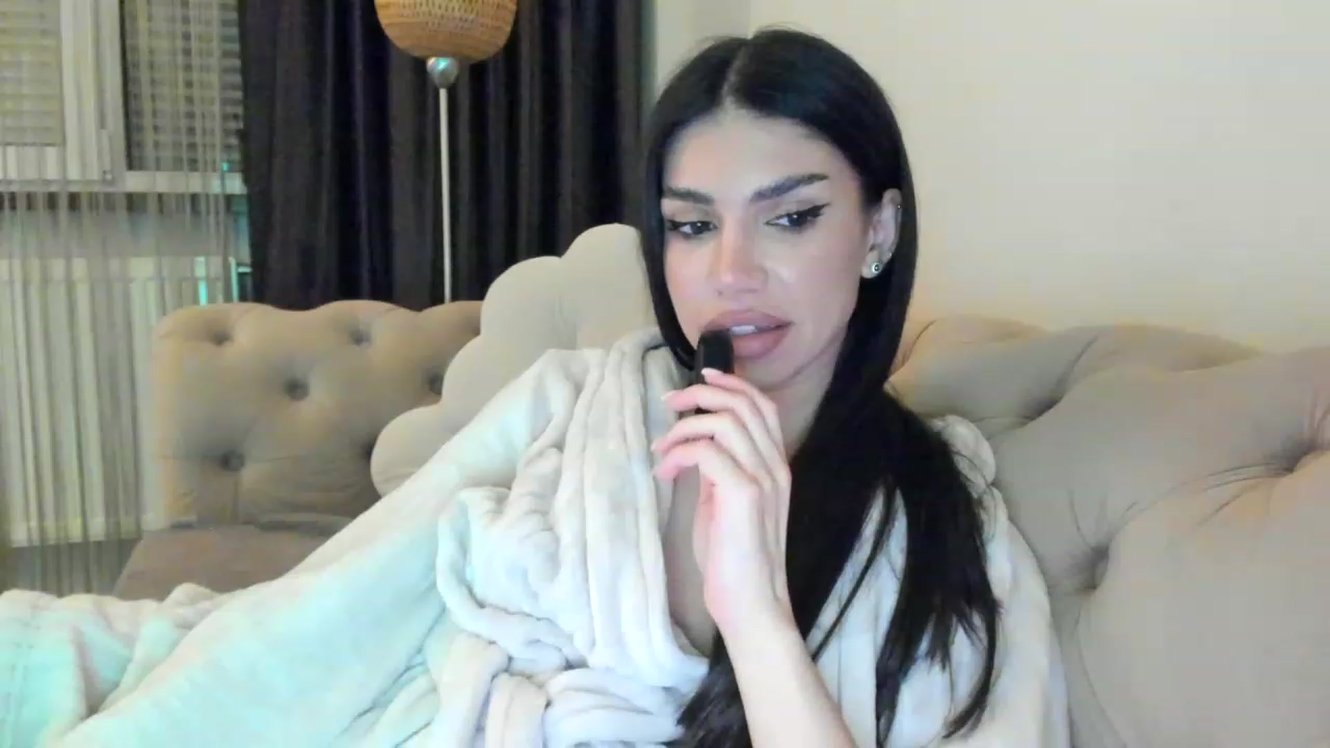 Gallery image thumbnail from Bee_Bee's myfreecams stream on, 05/02/2023, 21:30 image 13 of 20