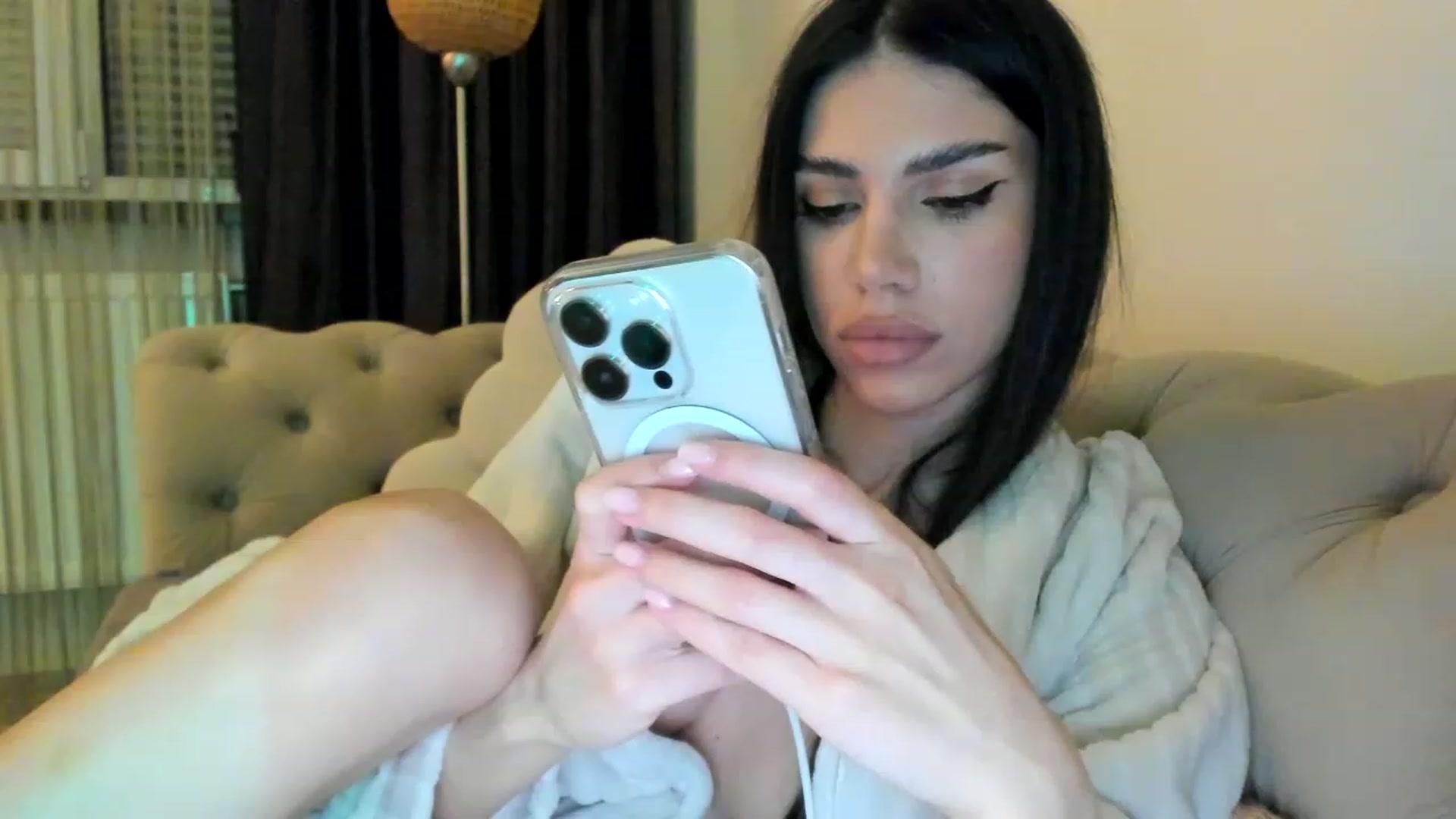 Gallery image thumbnail from Bee_Bee's myfreecams stream on, 05/02/2023, 21:30 image 20 of 20