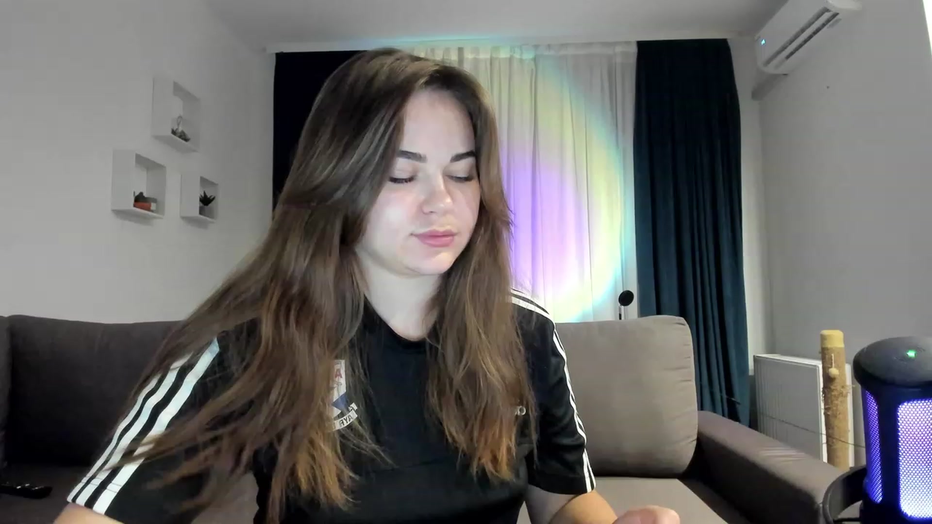 Gallery image thumbnail from Bee_Day_Month's myfreecams stream on, 06/17/2023, 21:38 image 7 of 20