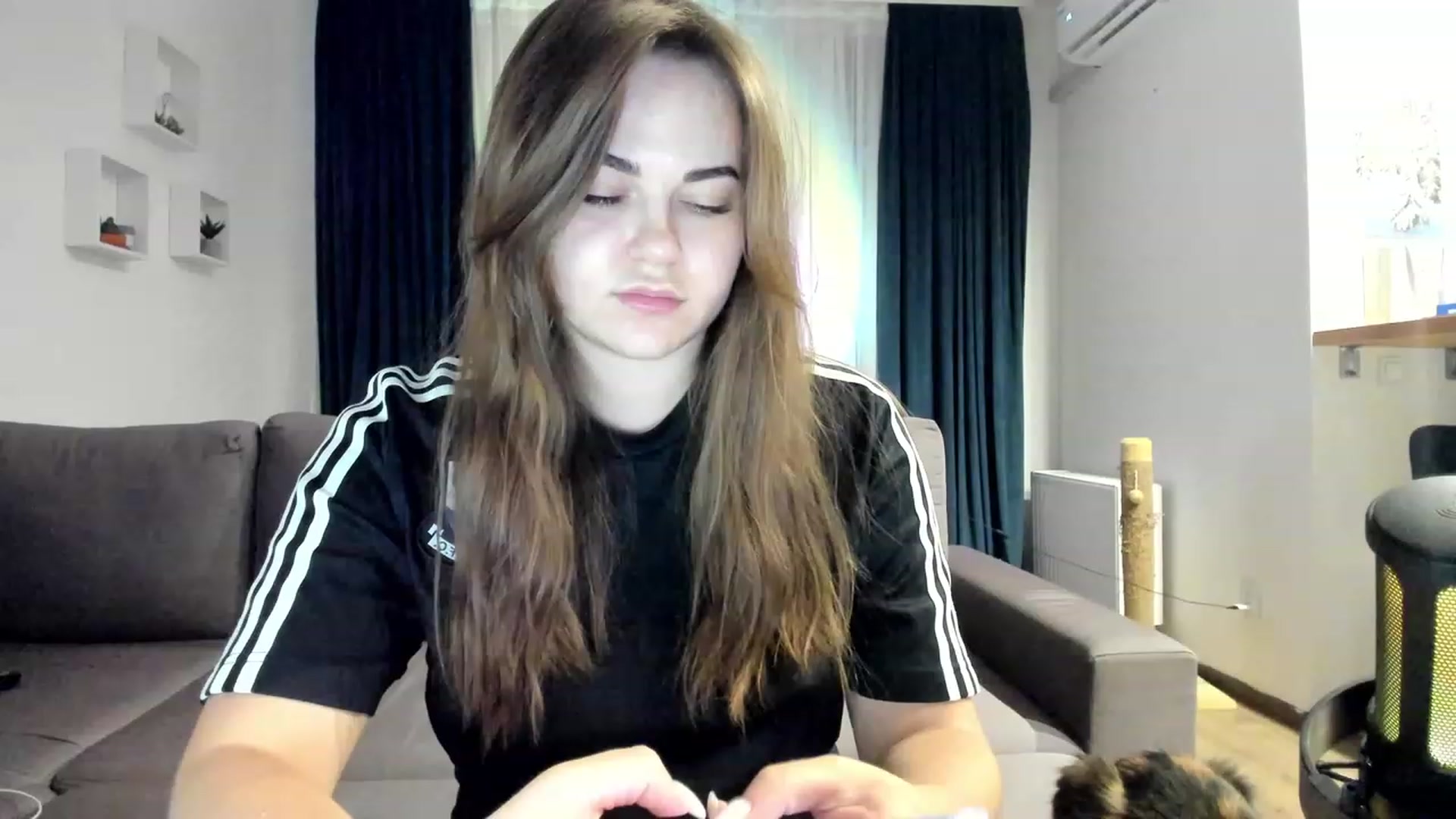 Gallery image thumbnail from Bee_Day_Month's myfreecams stream on, 06/17/2023, 21:38 image 13 of 20