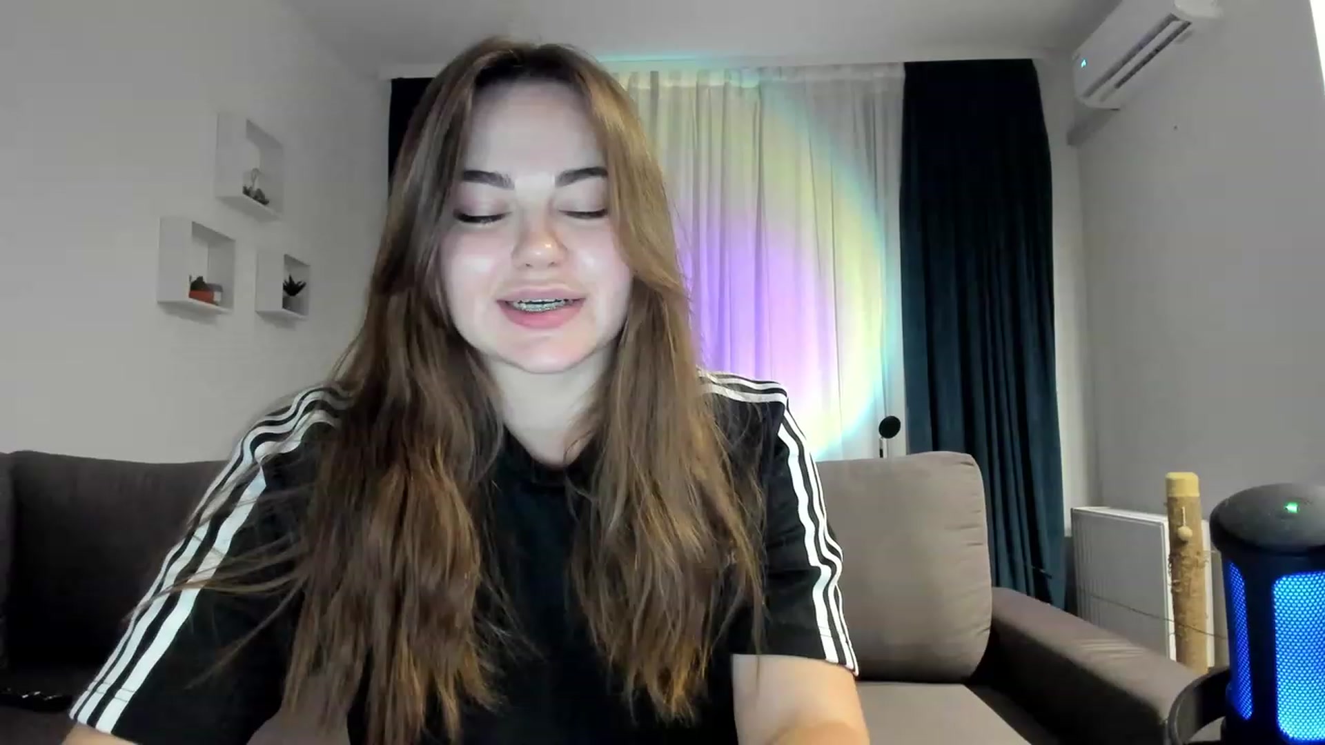 Gallery image thumbnail from Bee_Day_Month's myfreecams stream on, 06/17/2023, 21:38 image 8 of 20