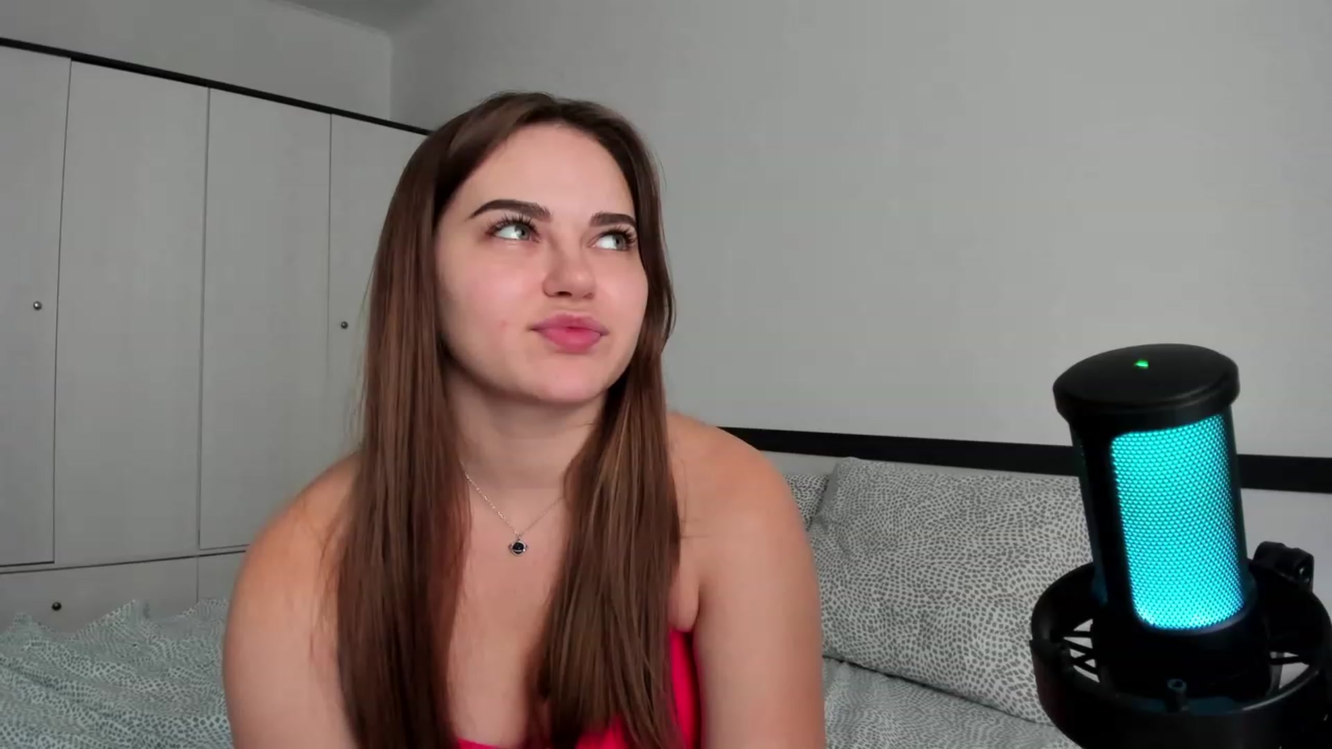 Gallery image thumbnail from Bee_Day_Month's myfreecams stream on, 06/27/2023, 14:07 image 16 of 20
