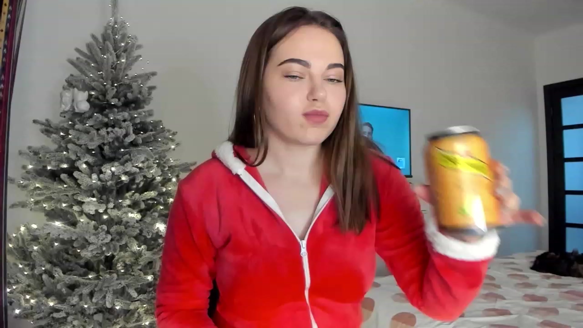 Gallery image thumbnail from Bee_Sweety_'s myfreecams stream on, 12/25/2022, 12:37 image 13 of 20