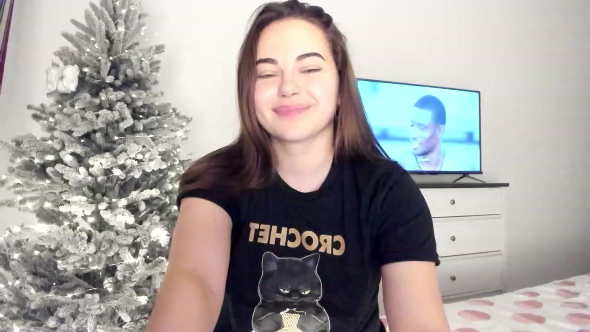 Gallery image thumbnail from Bee_Sweety_'s myfreecams stream on, 12/26/2022, 16:04 image 1 of 20