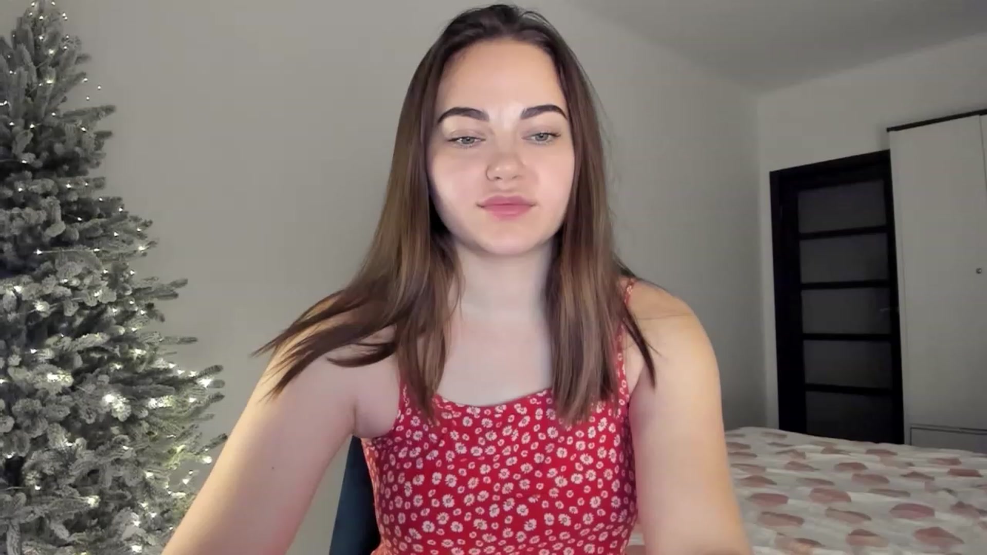 Gallery image thumbnail from Bee_Sweety_'s myfreecams stream on, 12/27/2022, 16:09 image 15 of 20