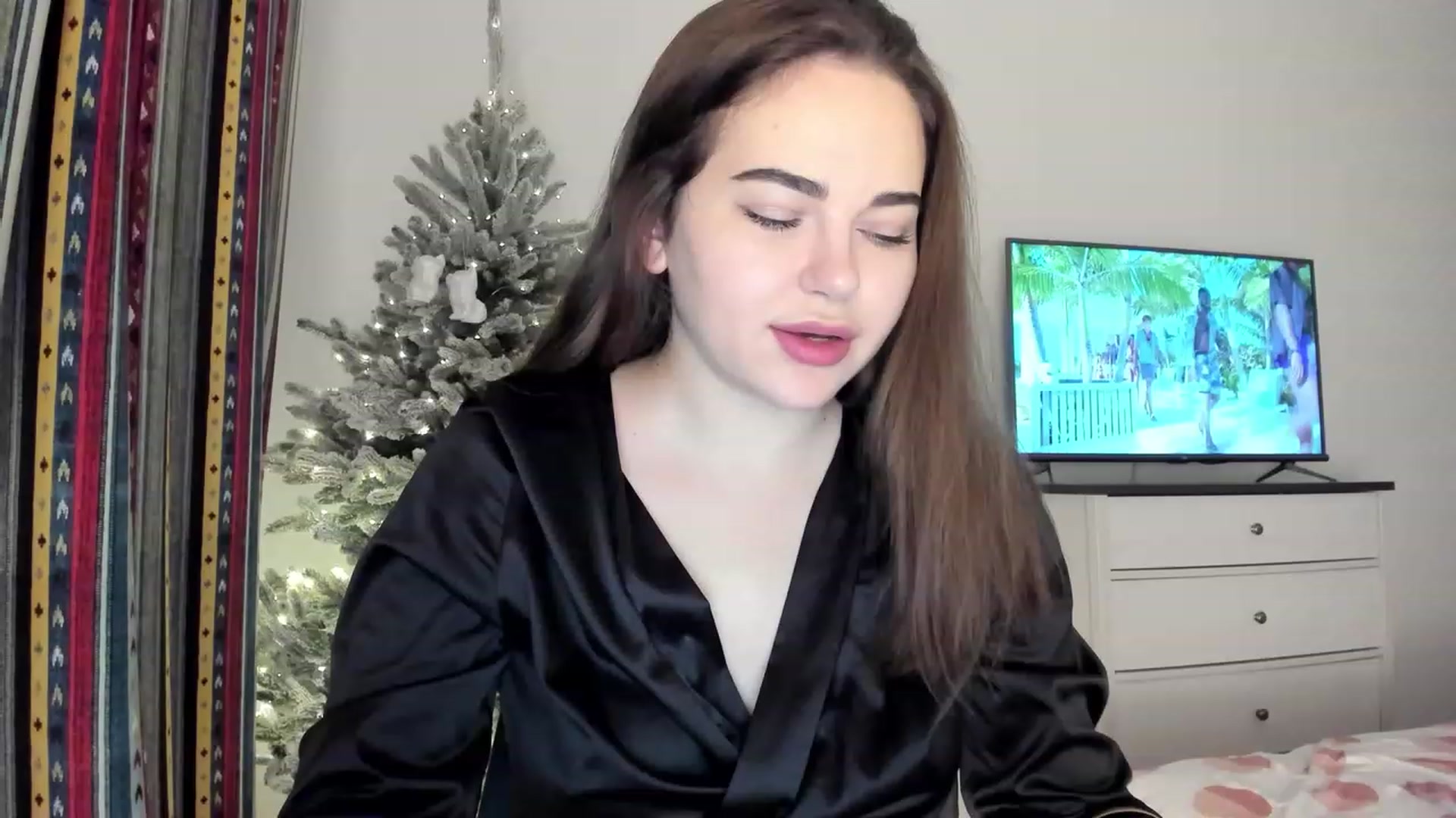 Gallery image thumbnail from Bee_Sweety_'s myfreecams stream on, 12/29/2022, 14:30 image 9 of 20