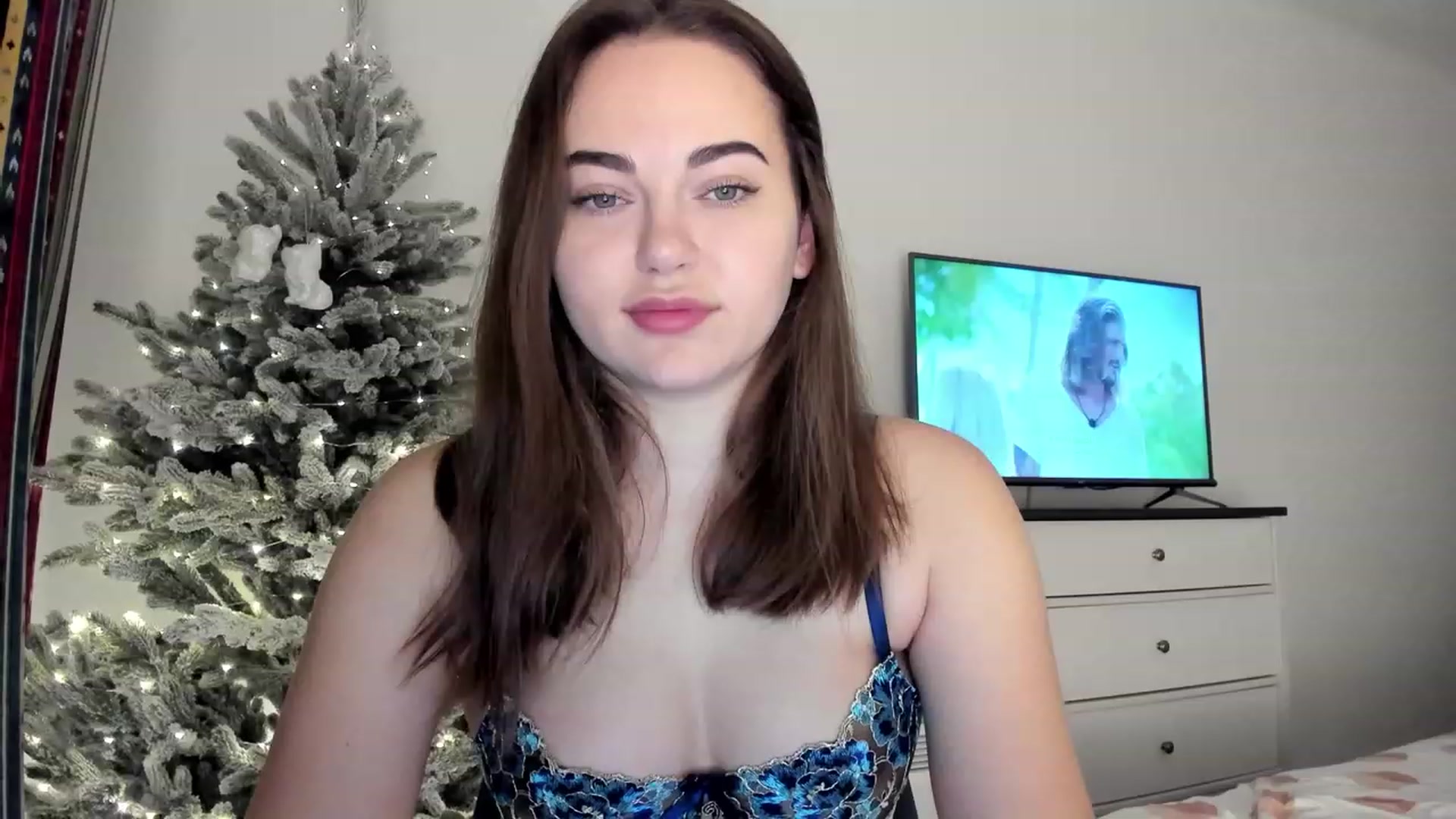 Gallery image thumbnail from Bee_Sweety_'s myfreecams stream on, 12/29/2022, 14:58 image 12 of 20