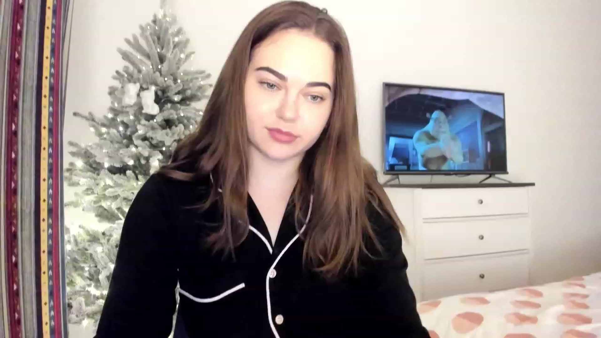 Gallery image thumbnail from Bee_Sweety_'s myfreecams stream on, 12/30/2022, 15:55 image 13 of 20