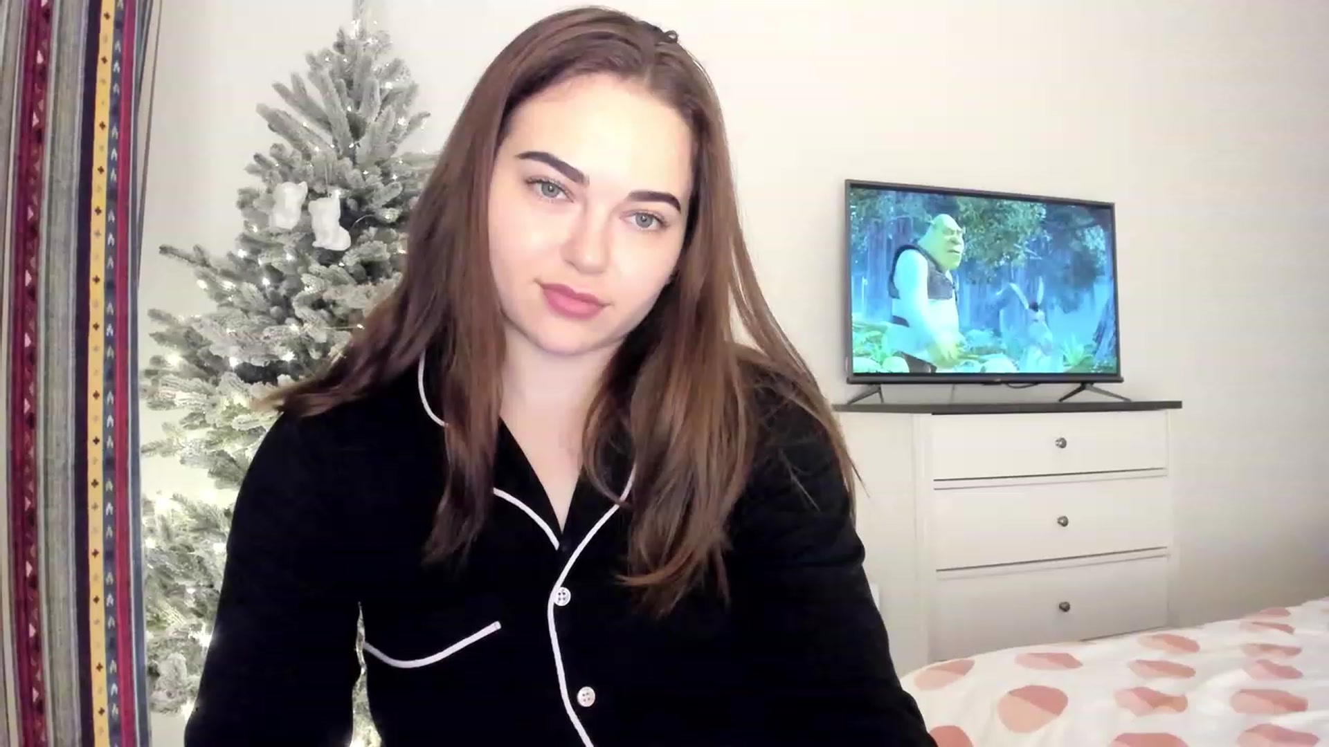Gallery image thumbnail from Bee_Sweety_'s myfreecams stream on, 12/30/2022, 15:55 image 20 of 20
