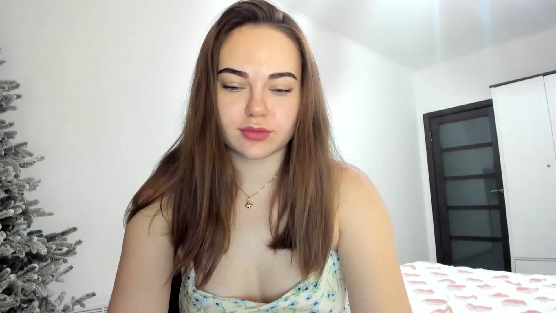 Gallery image thumbnail from Bee_Sweety_'s myfreecams stream on, 01/17/2023, 19:00 image 5 of 20