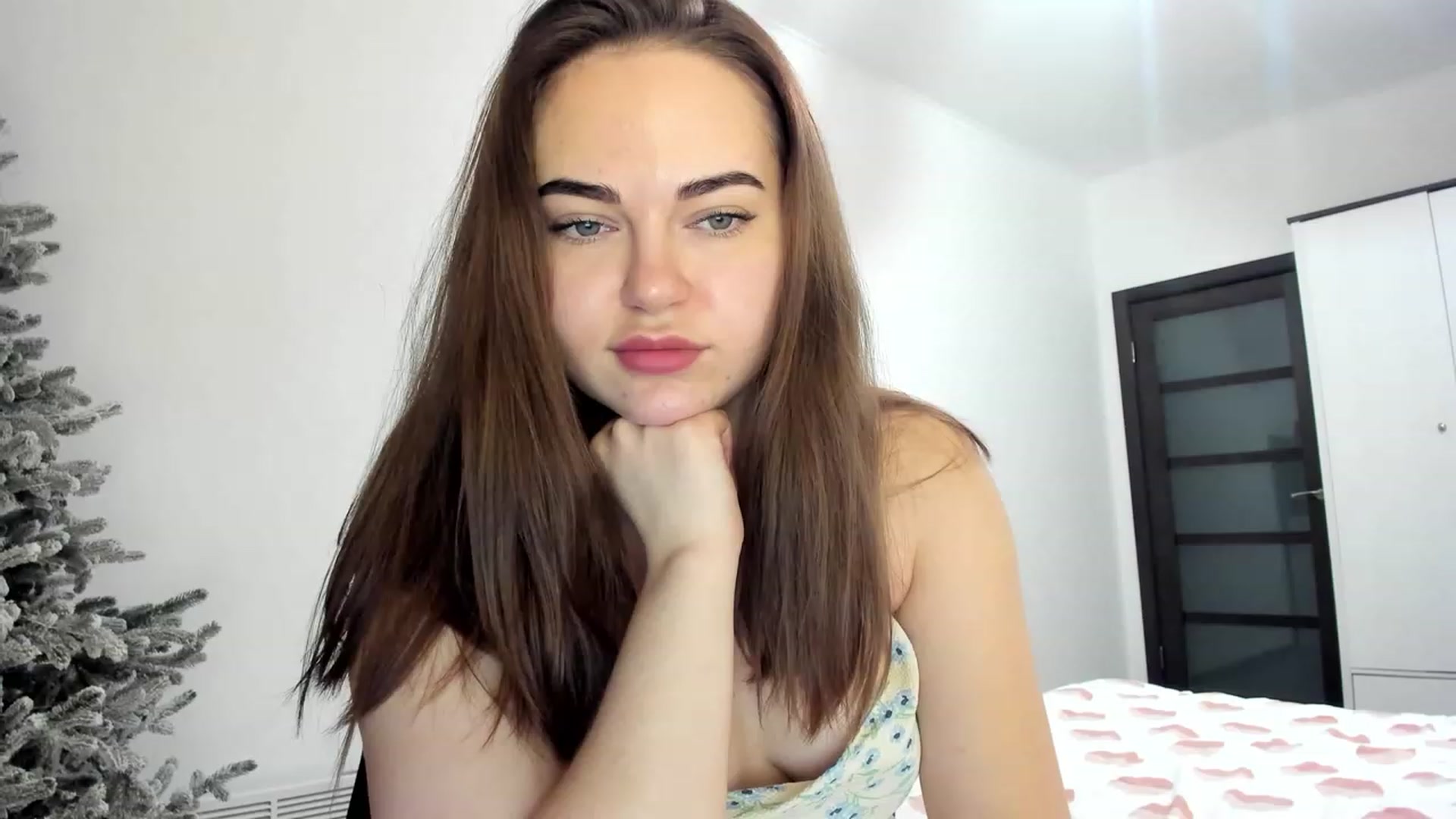 Gallery image thumbnail from Bee_Sweety_'s myfreecams stream on, 01/17/2023, 19:00 image 3 of 20