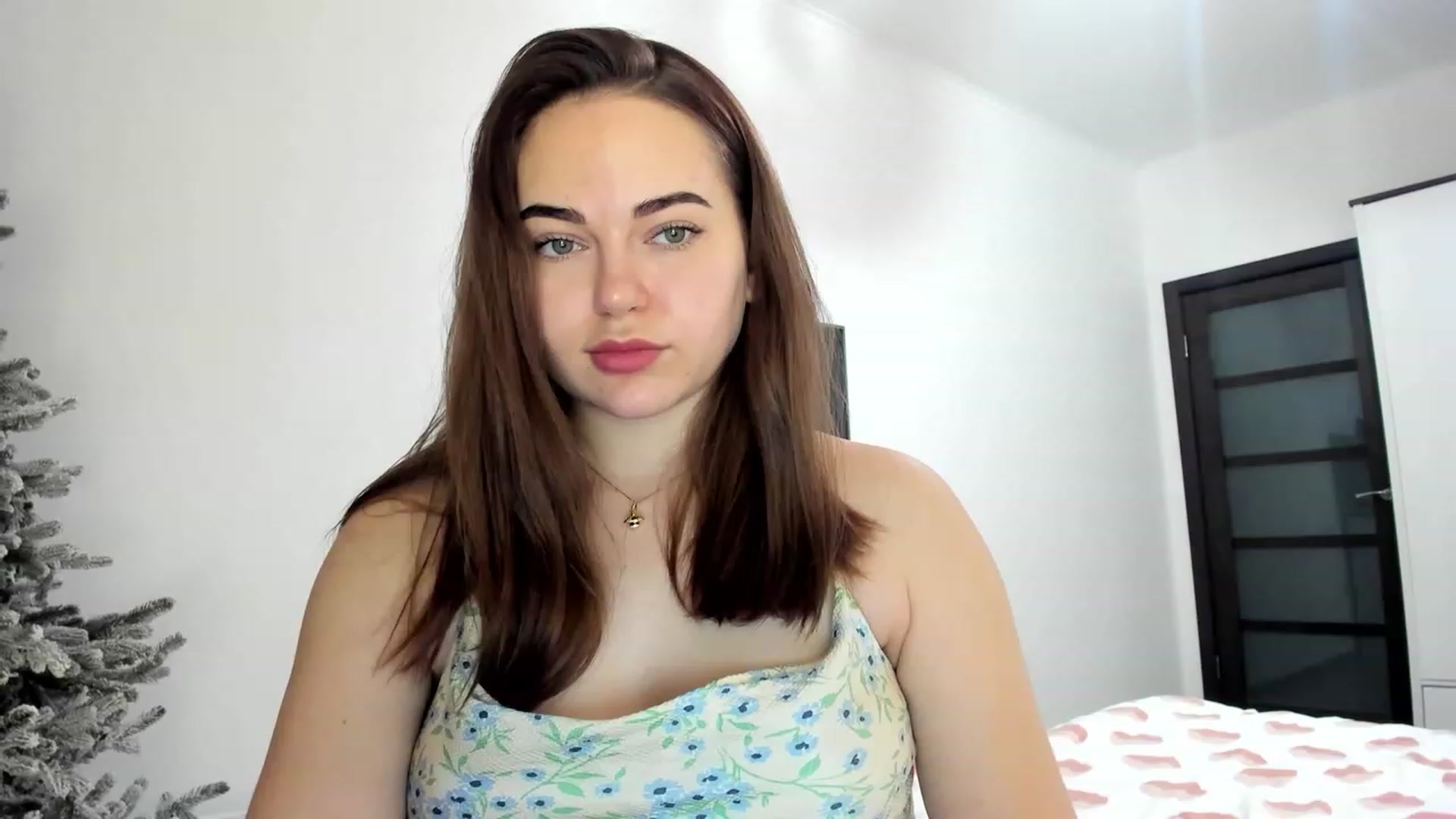 Gallery image thumbnail from Bee_Sweety_'s myfreecams stream on, 01/17/2023, 19:00 image 7 of 20
