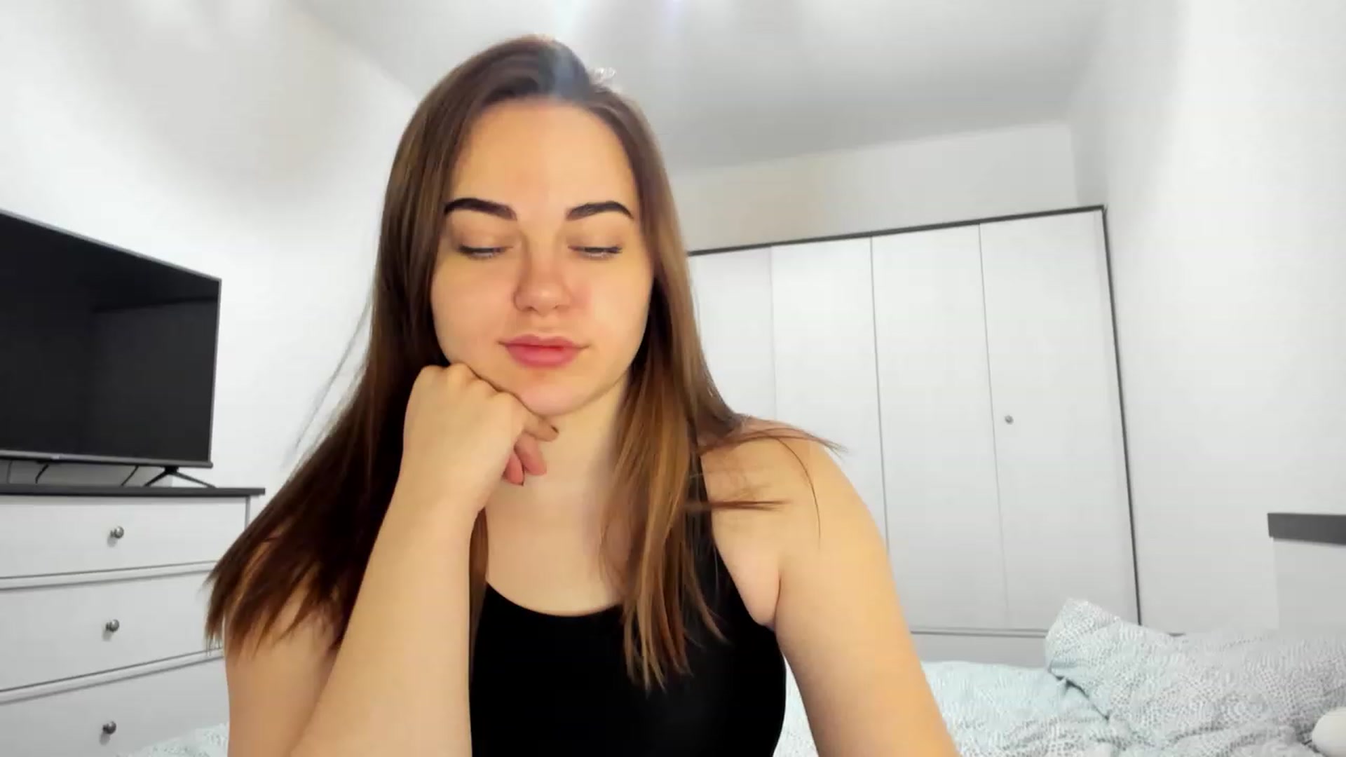 Gallery image thumbnail from Bee_Sweety_'s myfreecams stream on, 02/01/2023, 18:41 image 6 of 20