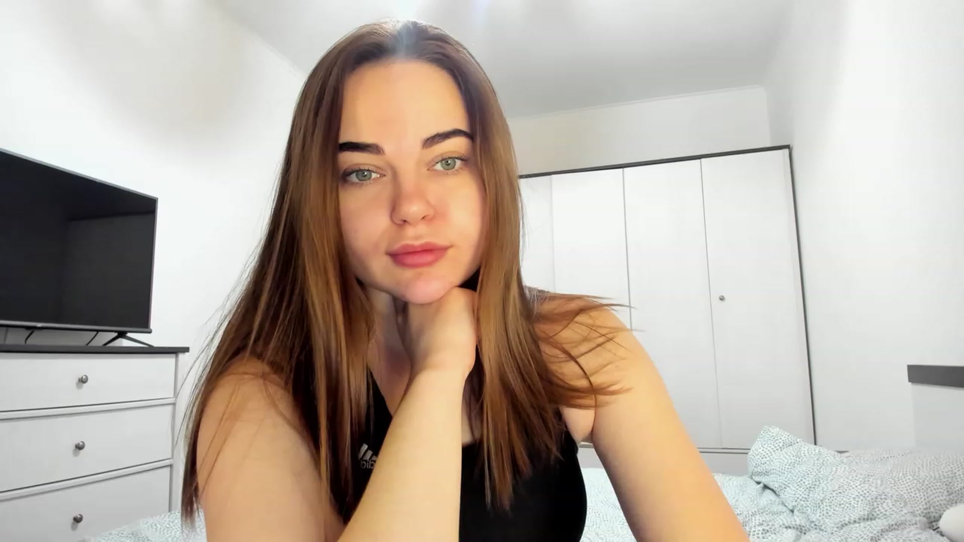 Gallery image thumbnail from Bee_Sweety_'s myfreecams stream on, 02/01/2023, 18:41 image 1 of 20
