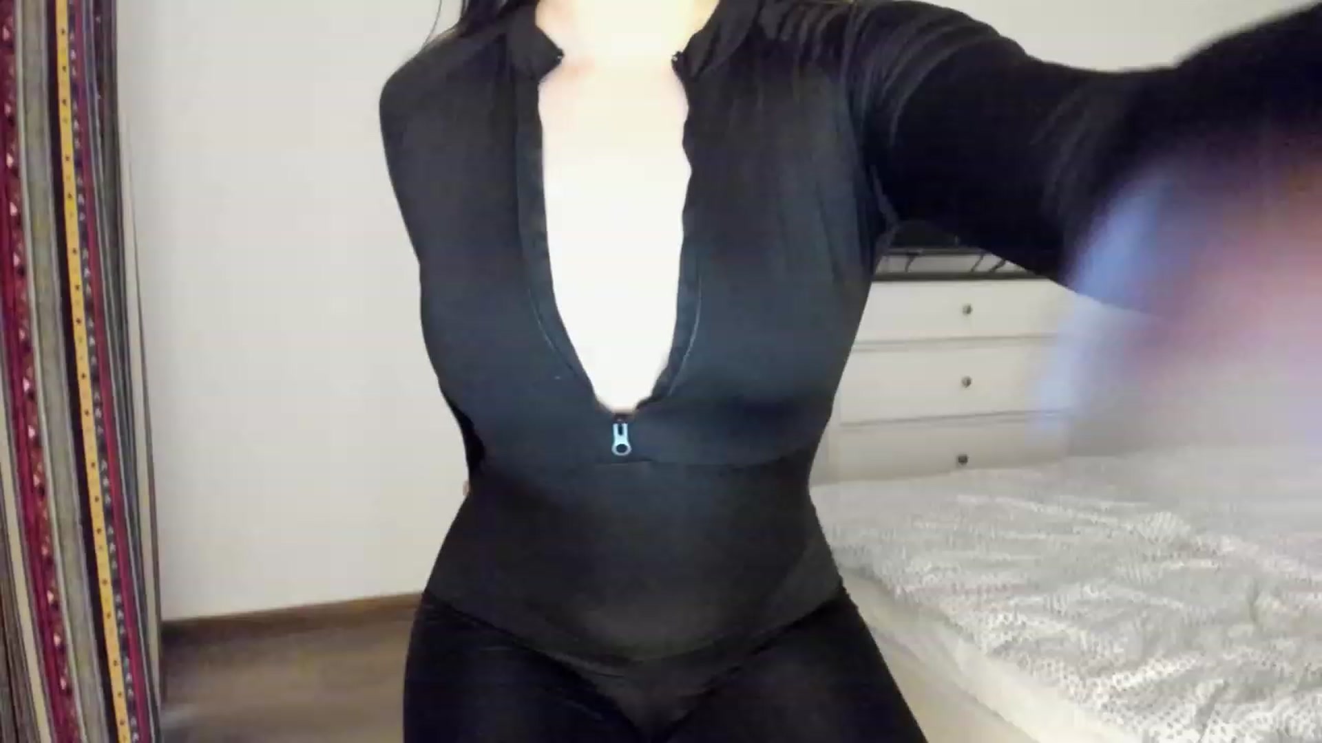 Gallery image thumbnail from Bee_Sweety_'s myfreecams stream on, 02/05/2023, 13:42 image 8 of 20