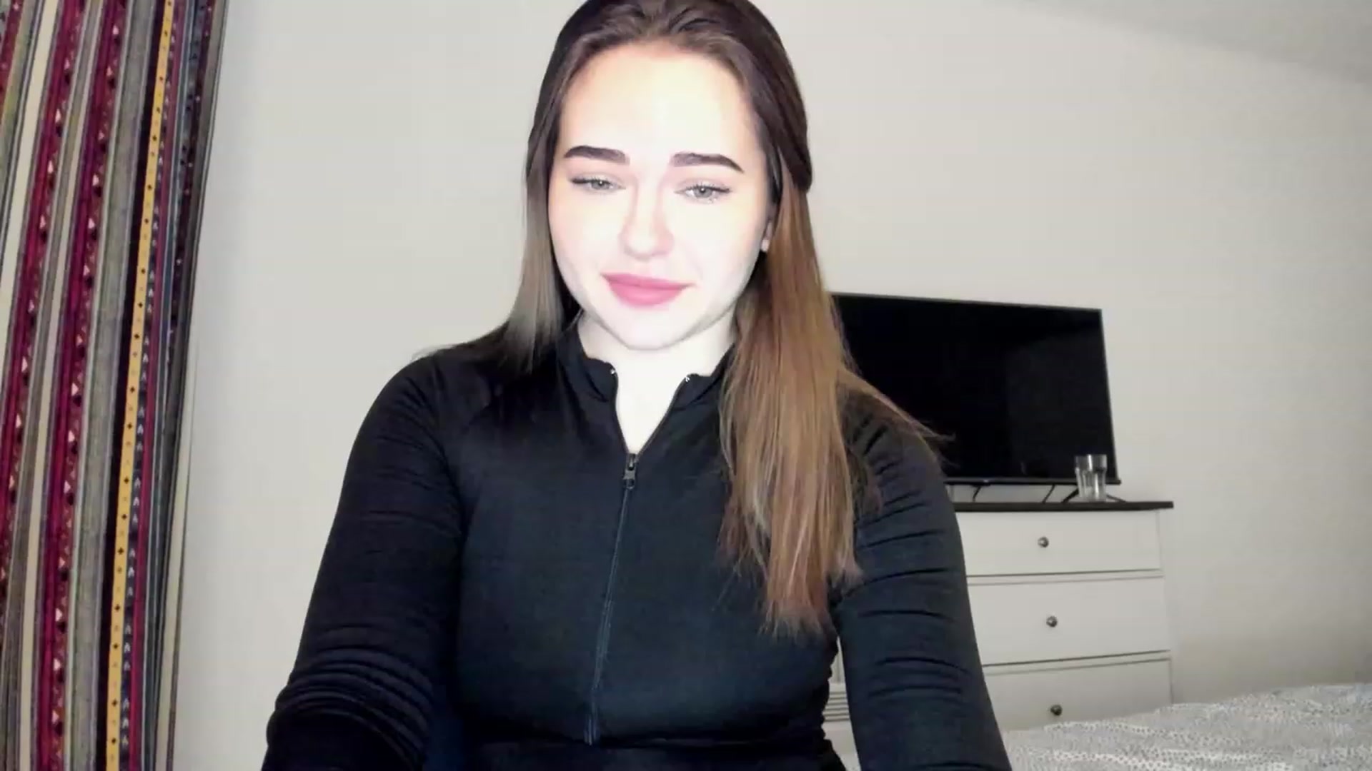 Gallery image thumbnail from Bee_Sweety_'s myfreecams stream on, 02/05/2023, 13:42 image 1 of 20