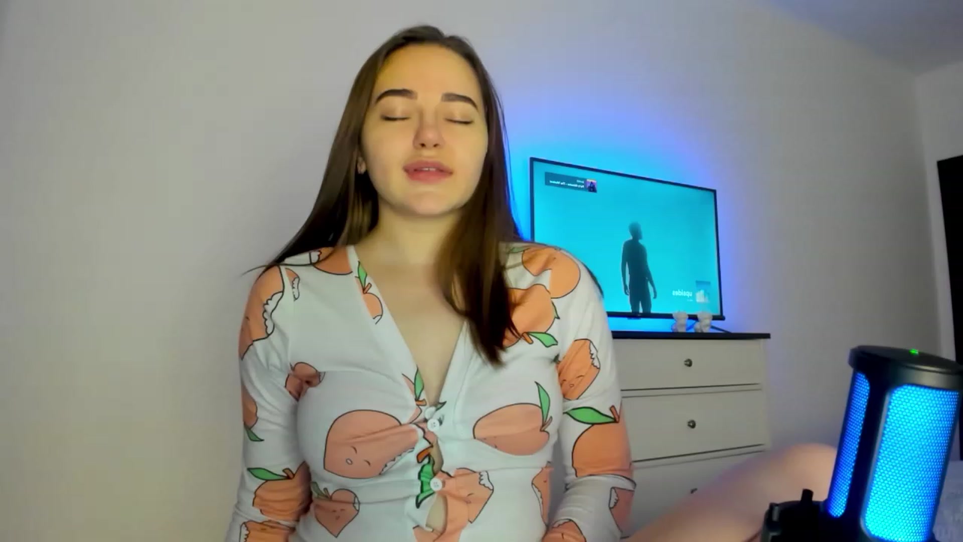 Gallery image thumbnail from Bee_Sweety_'s myfreecams stream on, 02/17/2023, 16:39 image 6 of 20