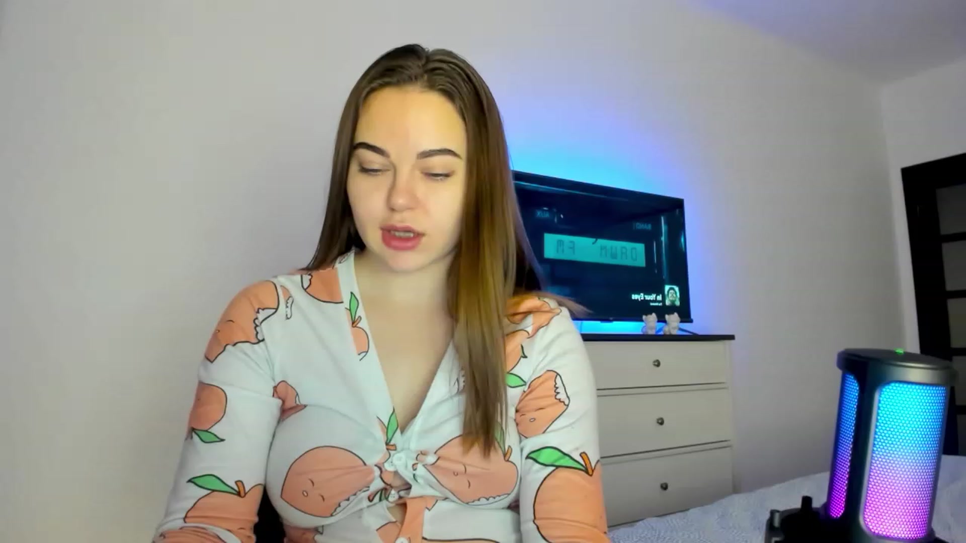 Gallery image thumbnail from Bee_Sweety_'s myfreecams stream on, 02/17/2023, 17:37 image 17 of 20
