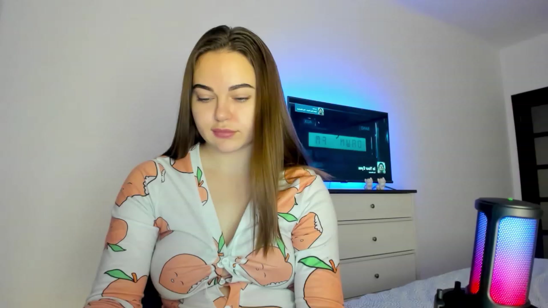 Gallery image thumbnail from Bee_Sweety_'s myfreecams stream on, 02/17/2023, 17:37 image 18 of 20