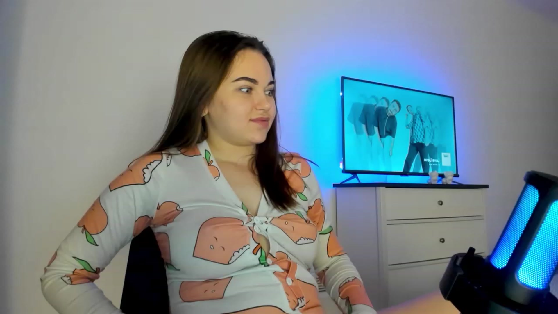 Gallery image thumbnail from Bee_Sweety_'s myfreecams stream on, 02/17/2023, 18:48 image 18 of 20