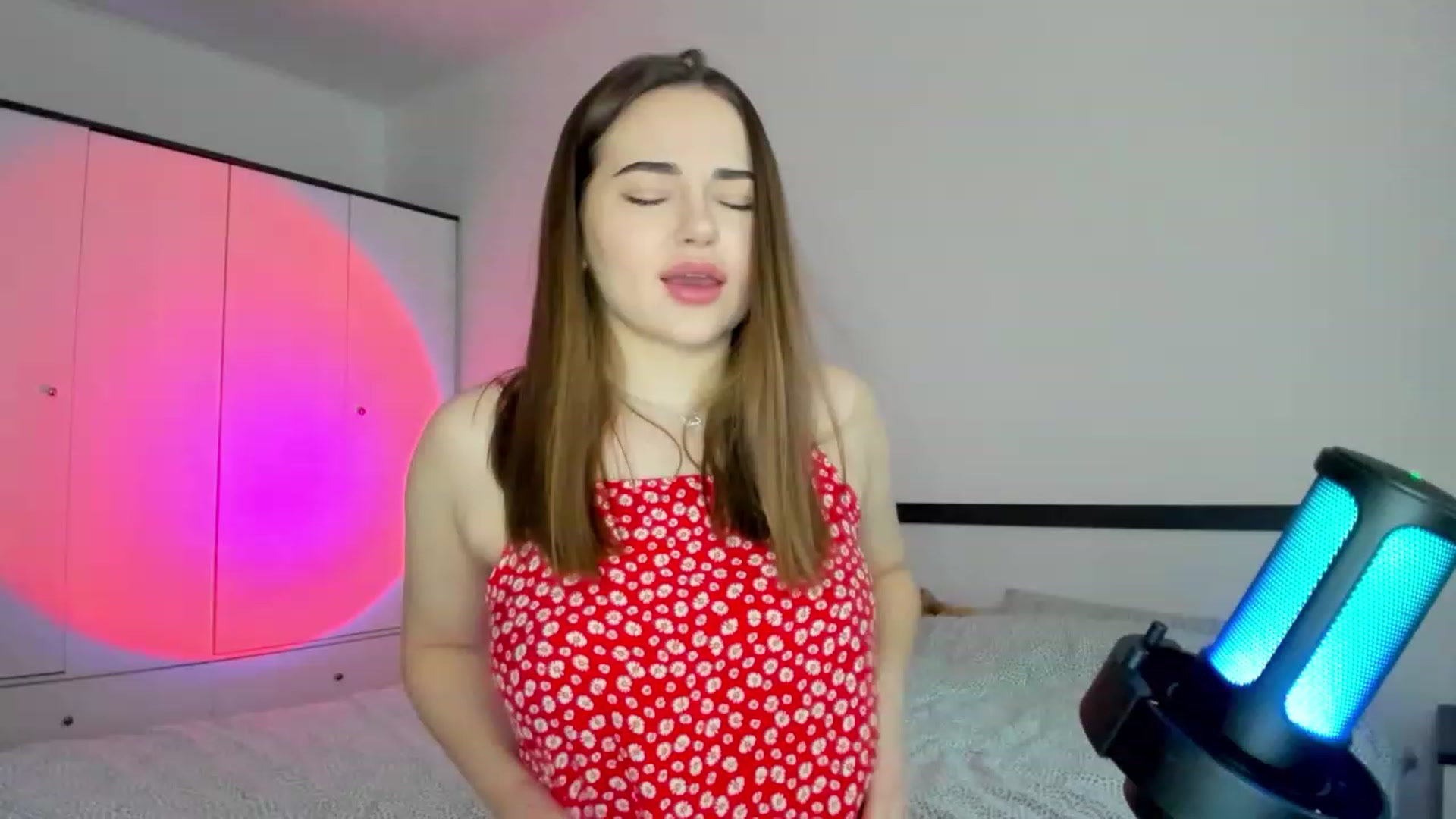 Gallery image thumbnail from Bee_Sweety_'s myfreecams stream on, 02/19/2023, 13:34 image 12 of 20