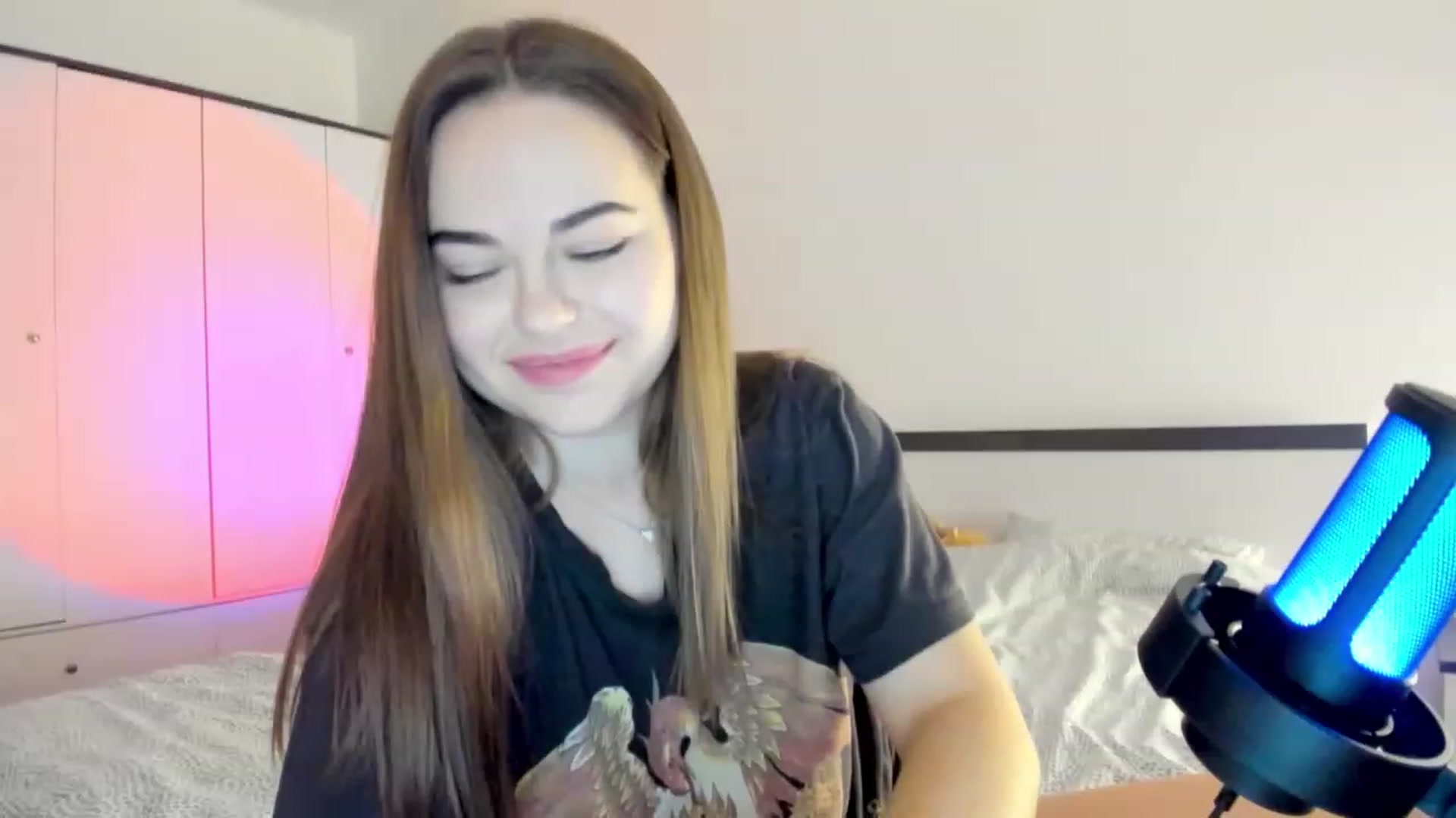 Gallery image thumbnail from Bee_Sweety_'s myfreecams stream on, 02/19/2023, 14:58 image 17 of 20