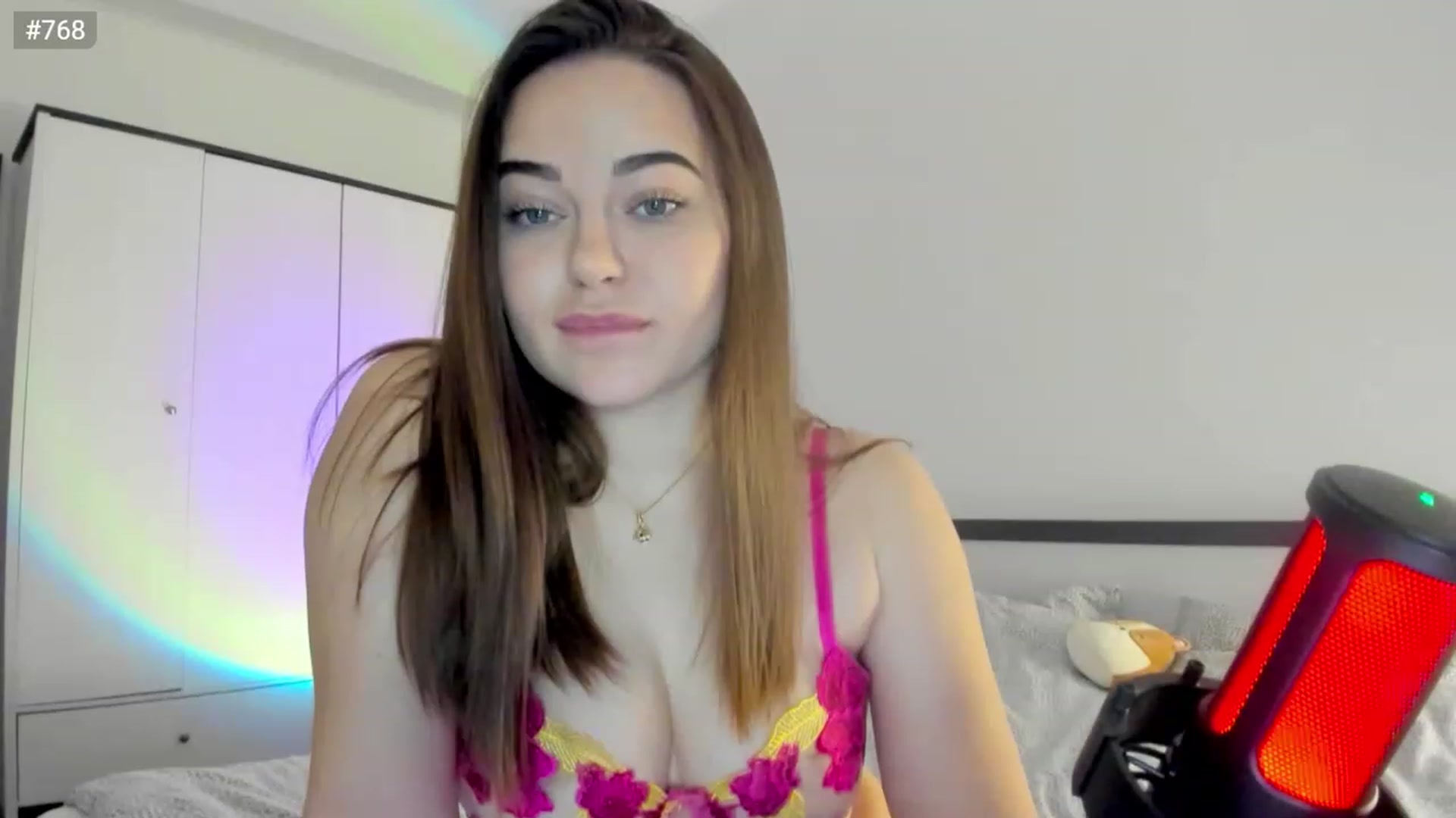 Gallery image thumbnail from Bee_Sweety_'s myfreecams stream on, 02/23/2023, 15:54 image 15 of 20