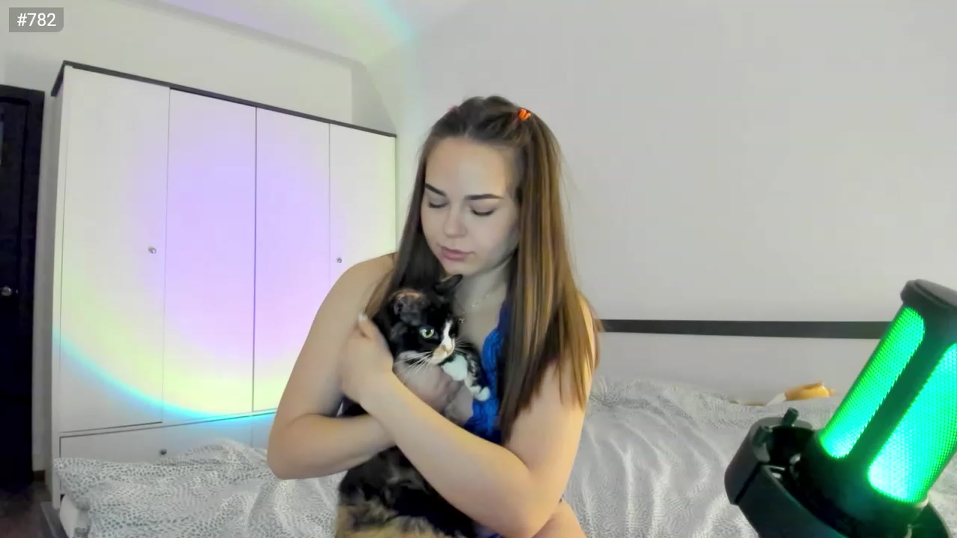 Gallery image thumbnail from Bee_Sweety_'s myfreecams stream on, 02/24/2023, 14:35 image 2 of 20