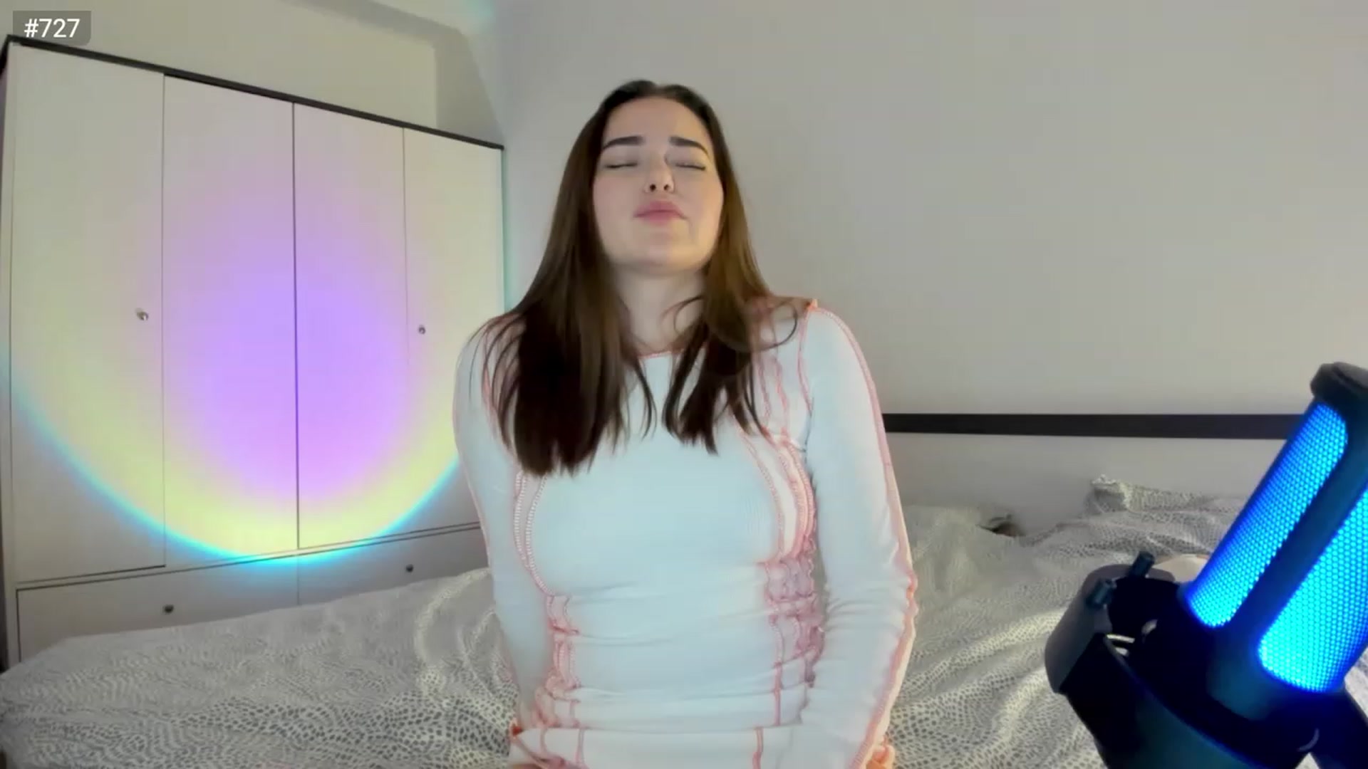 Gallery image thumbnail from Bee_Sweety_'s myfreecams stream on, 02/25/2023, 15:02 image 2 of 20