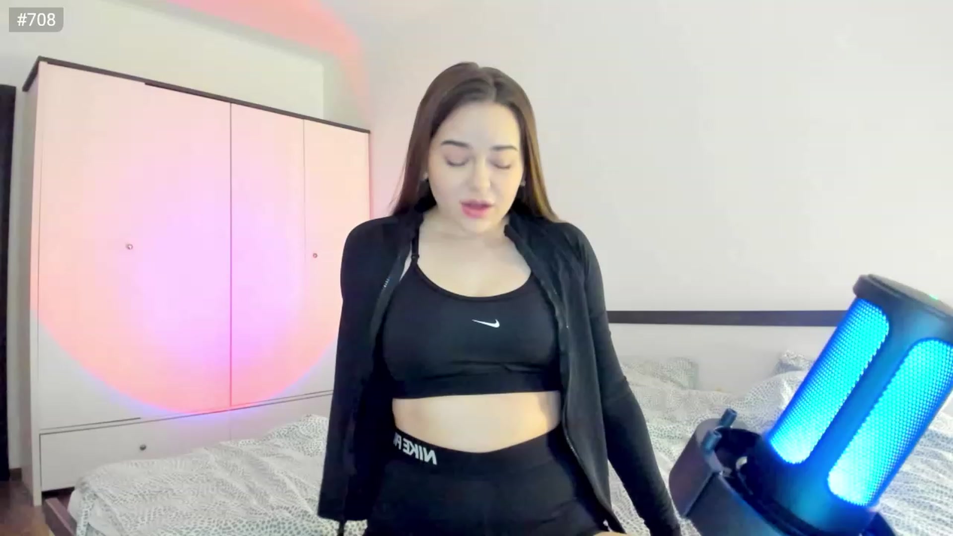Gallery image thumbnail from Bee_Sweety_'s myfreecams stream on, 02/26/2023, 12:58 image 5 of 20
