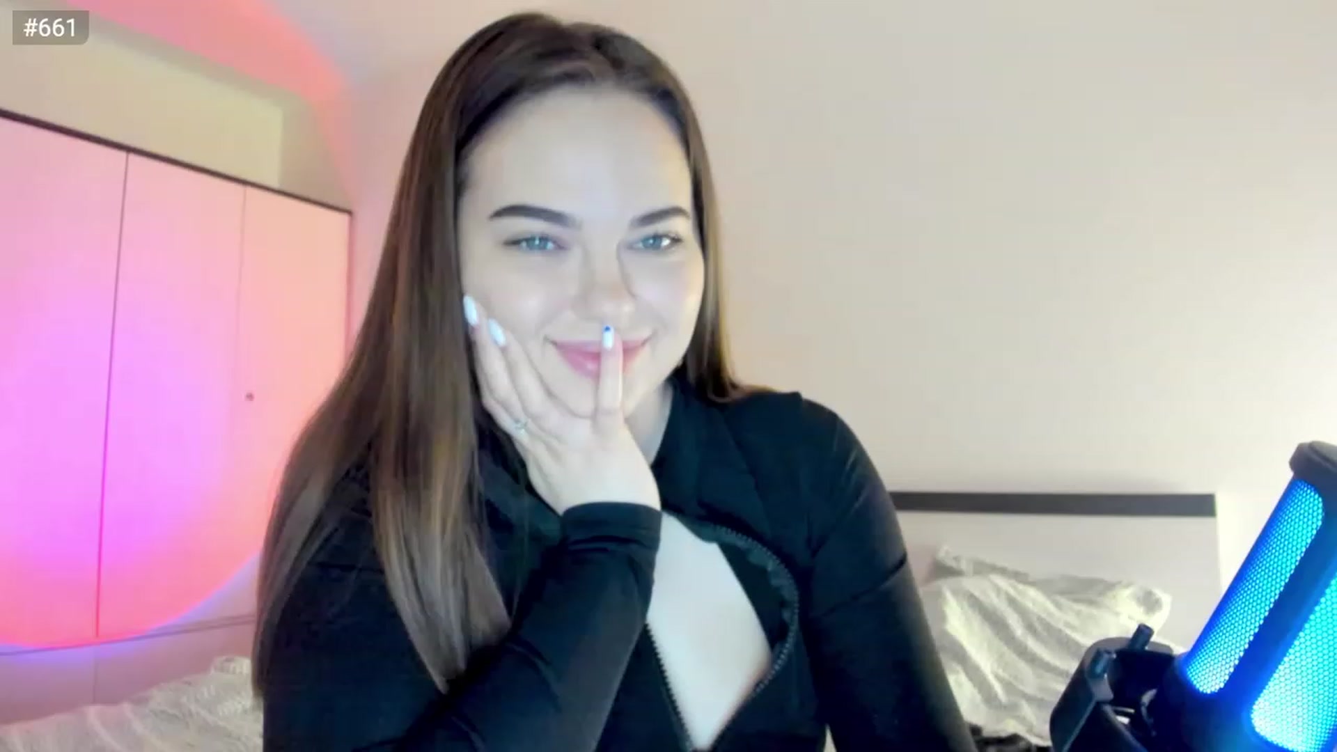 Gallery image thumbnail from Bee_Sweety_'s myfreecams stream on, 02/26/2023, 16:04 image 10 of 20