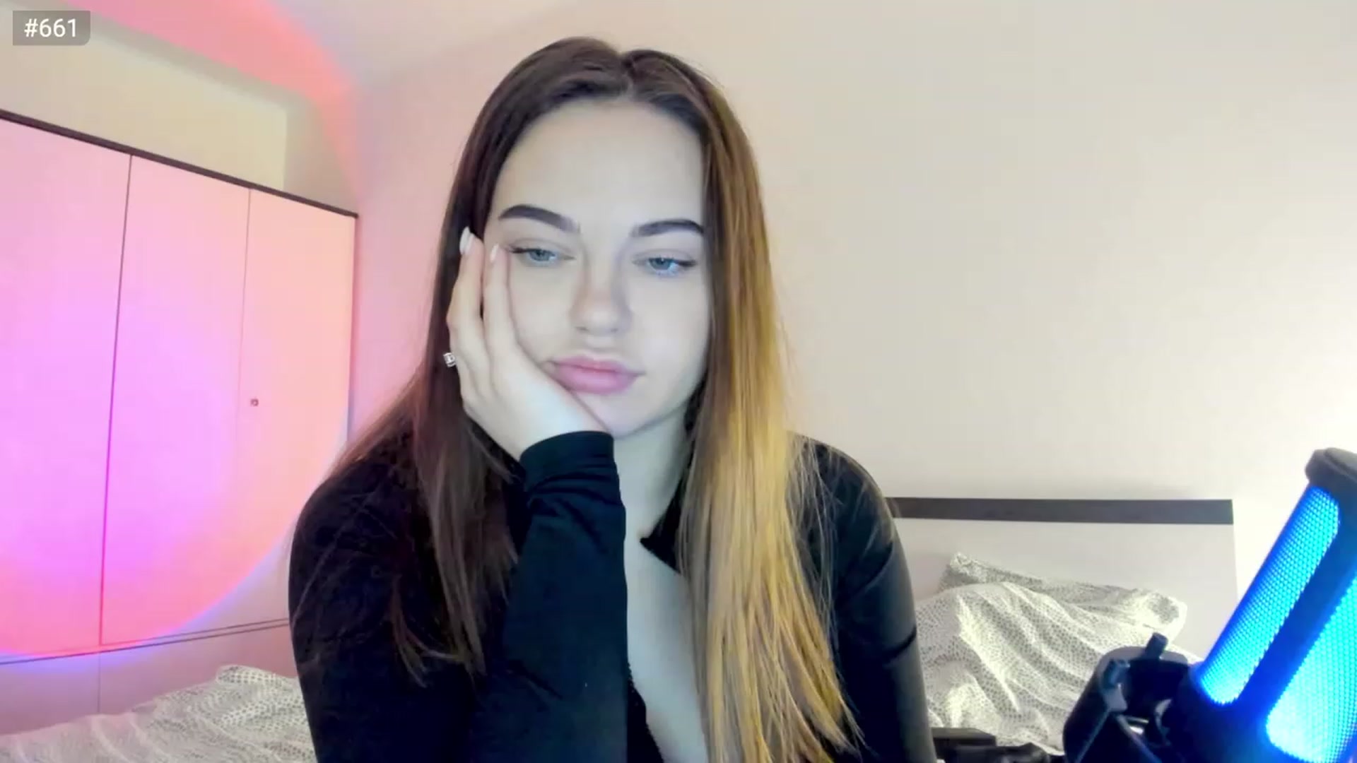 Gallery image thumbnail from Bee_Sweety_'s myfreecams stream on, 02/26/2023, 16:04 image 4 of 20