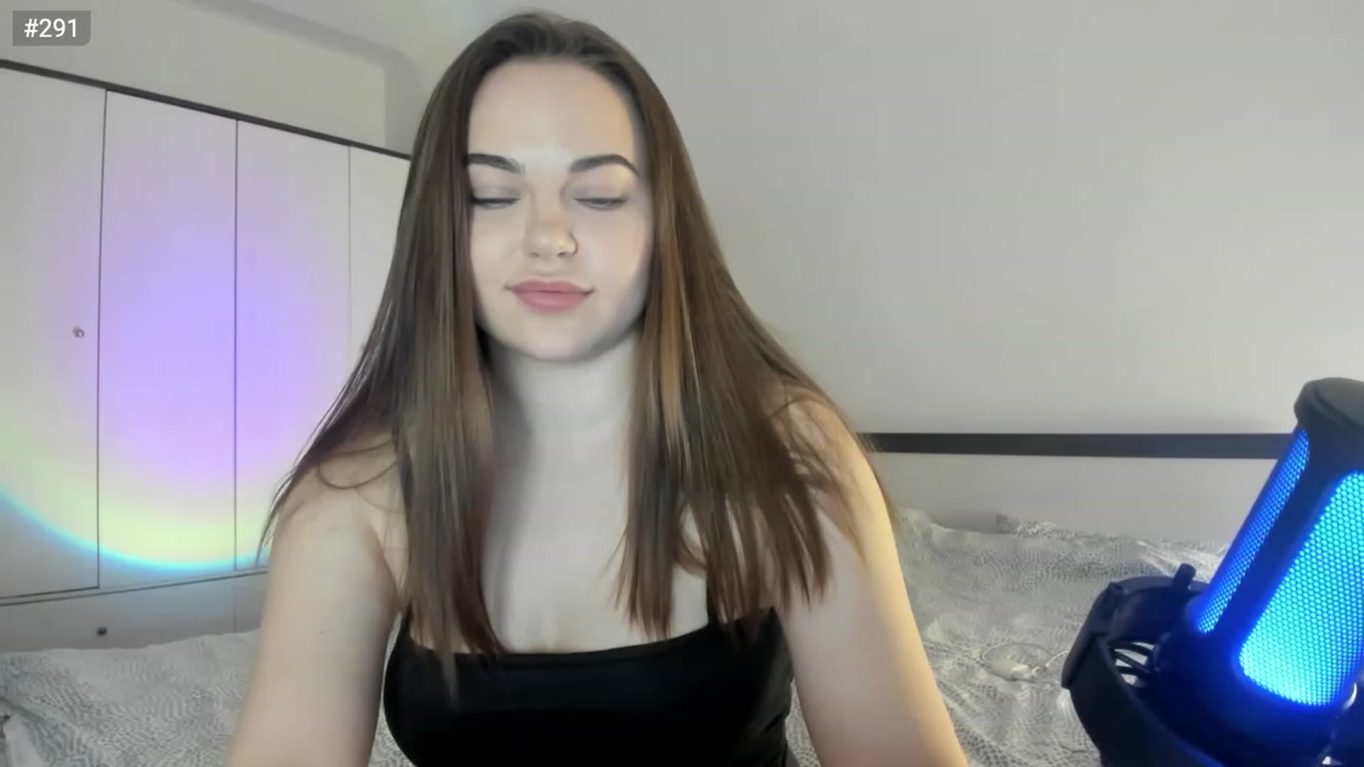 Gallery image thumbnail from Bee_Sweety_'s myfreecams stream on, 03/04/2023, 18:30 image 17 of 20