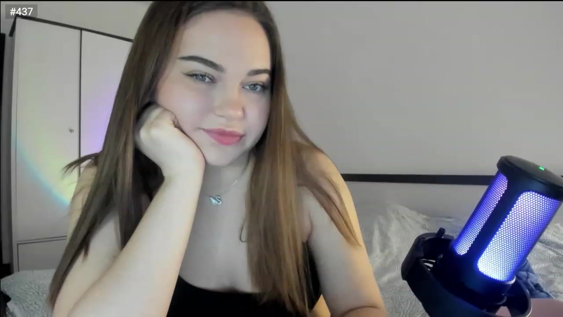 Gallery image thumbnail from Bee_Sweety_'s myfreecams stream on, 03/06/2023, 15:23 image 15 of 20