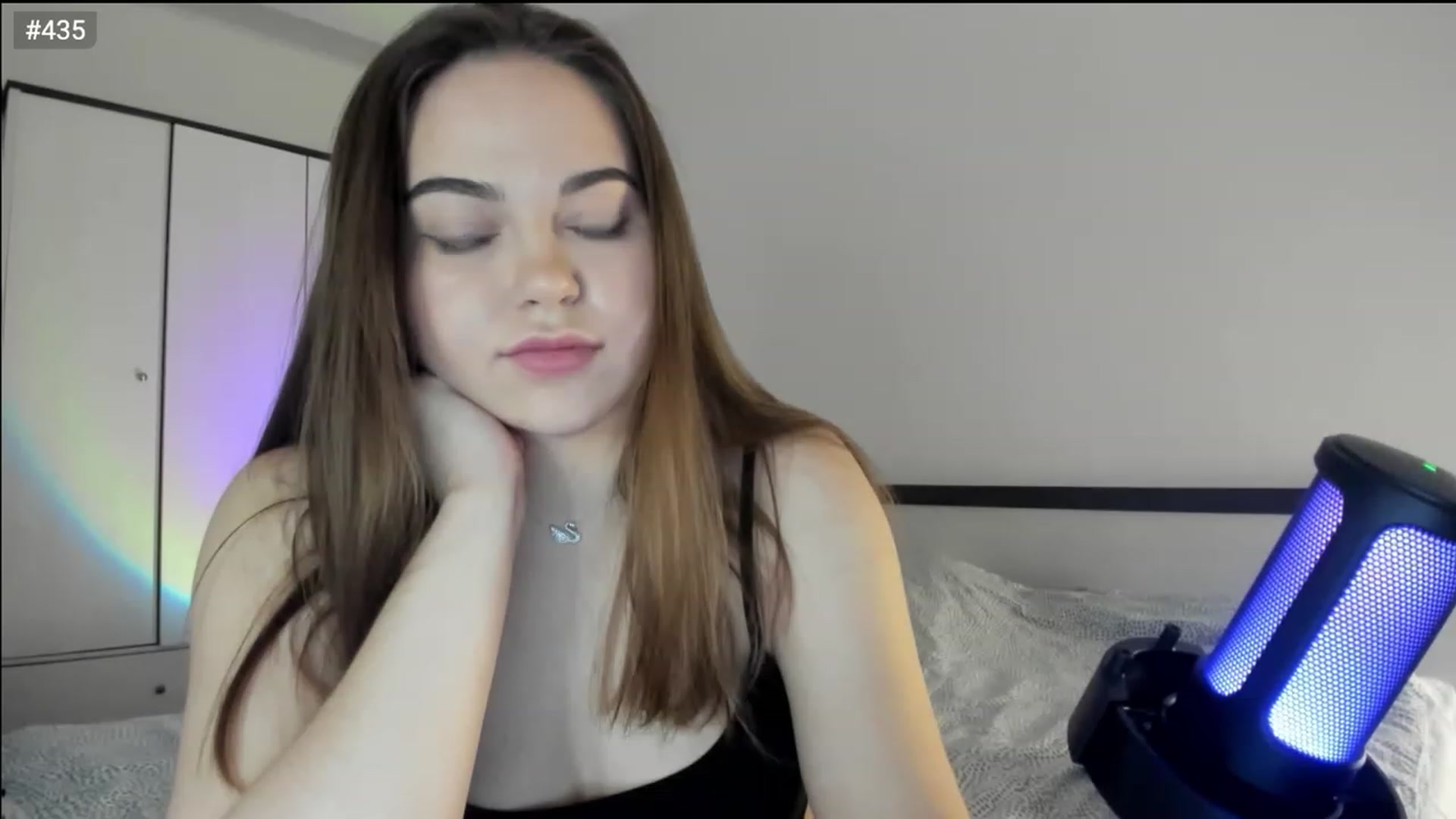 Gallery image thumbnail from Bee_Sweety_'s myfreecams stream on, 03/06/2023, 16:06 image 10 of 20